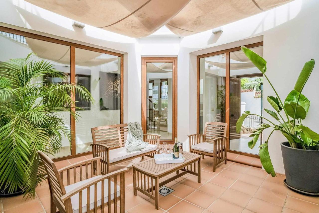Villa Con Piscina Climatizada Y Vistas Al Golf * Estepona