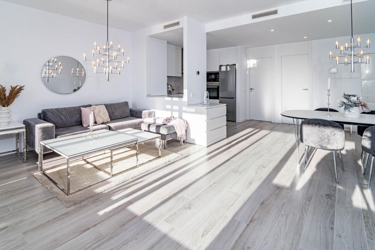 Ov5bb- Modern Family Flat, Lovely Views