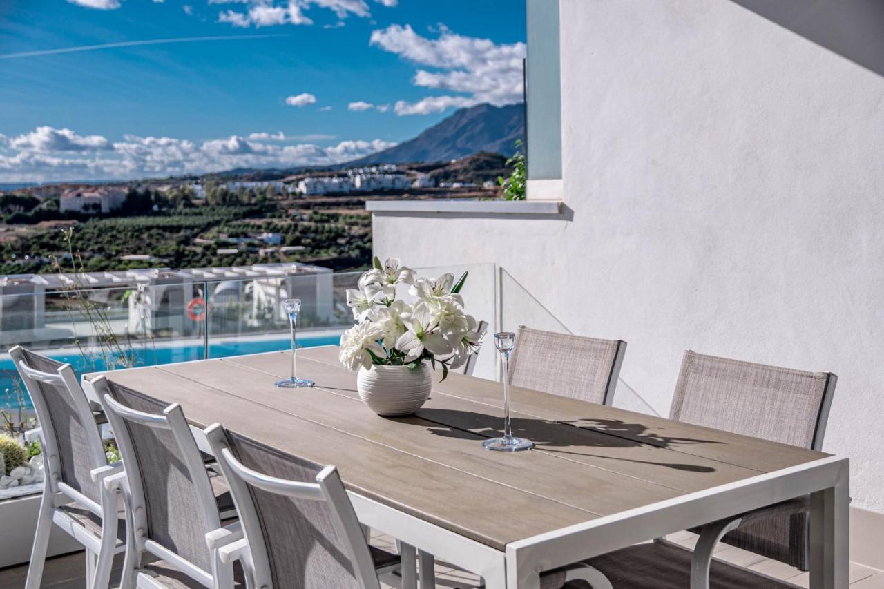 Apartment Ov5bb- Modern Family Flat, Lovely Views Estepona
