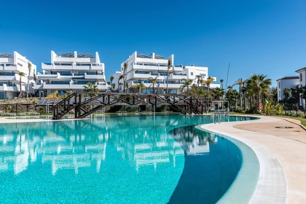 Luxury In Mirador De Hills Apartment *