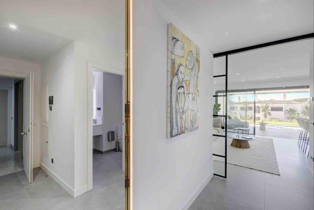 Luxury In Mirador De Hills Apartment *