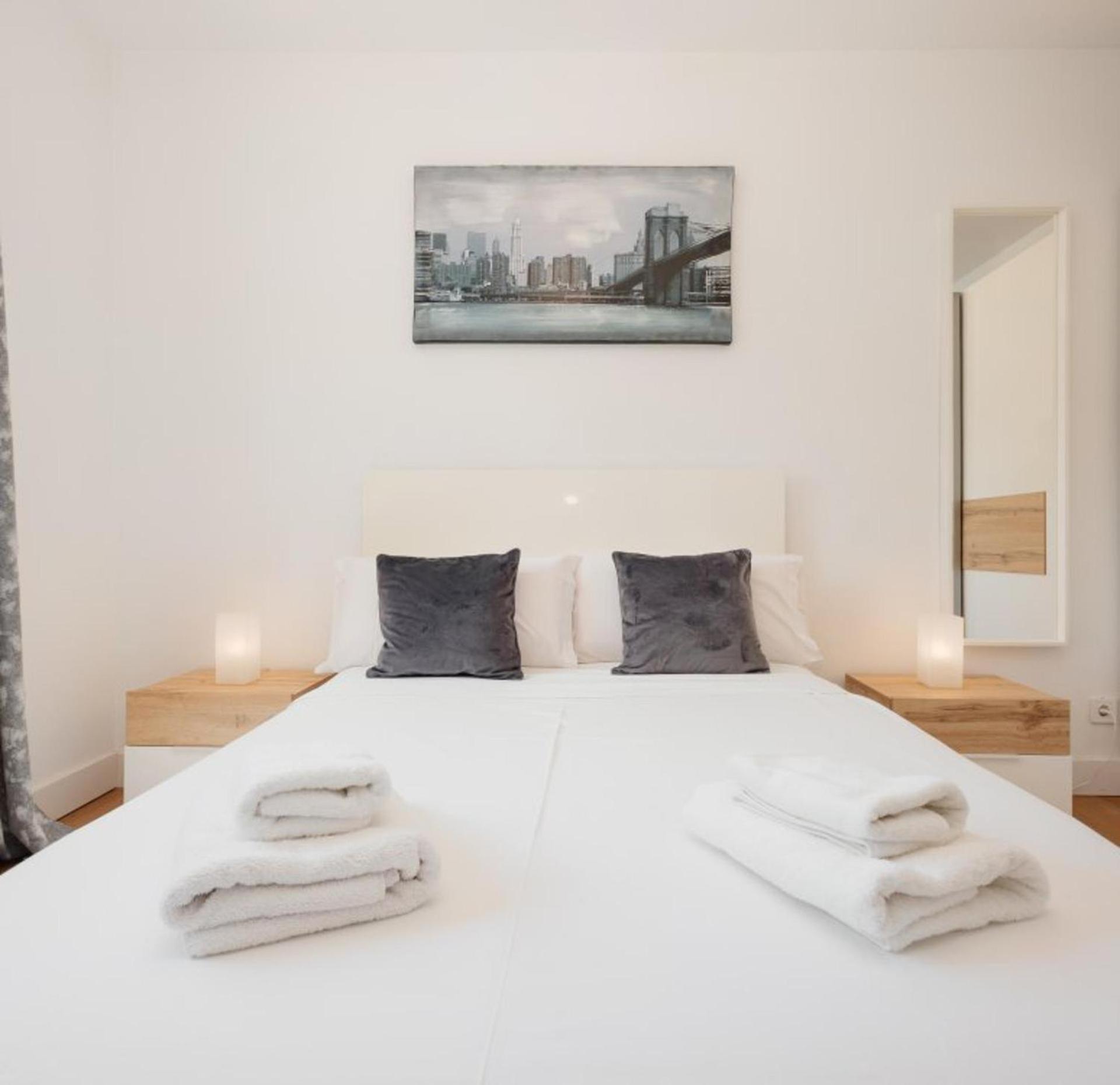 Refurbished 2-bed In El Paraiso Alto Apartment *