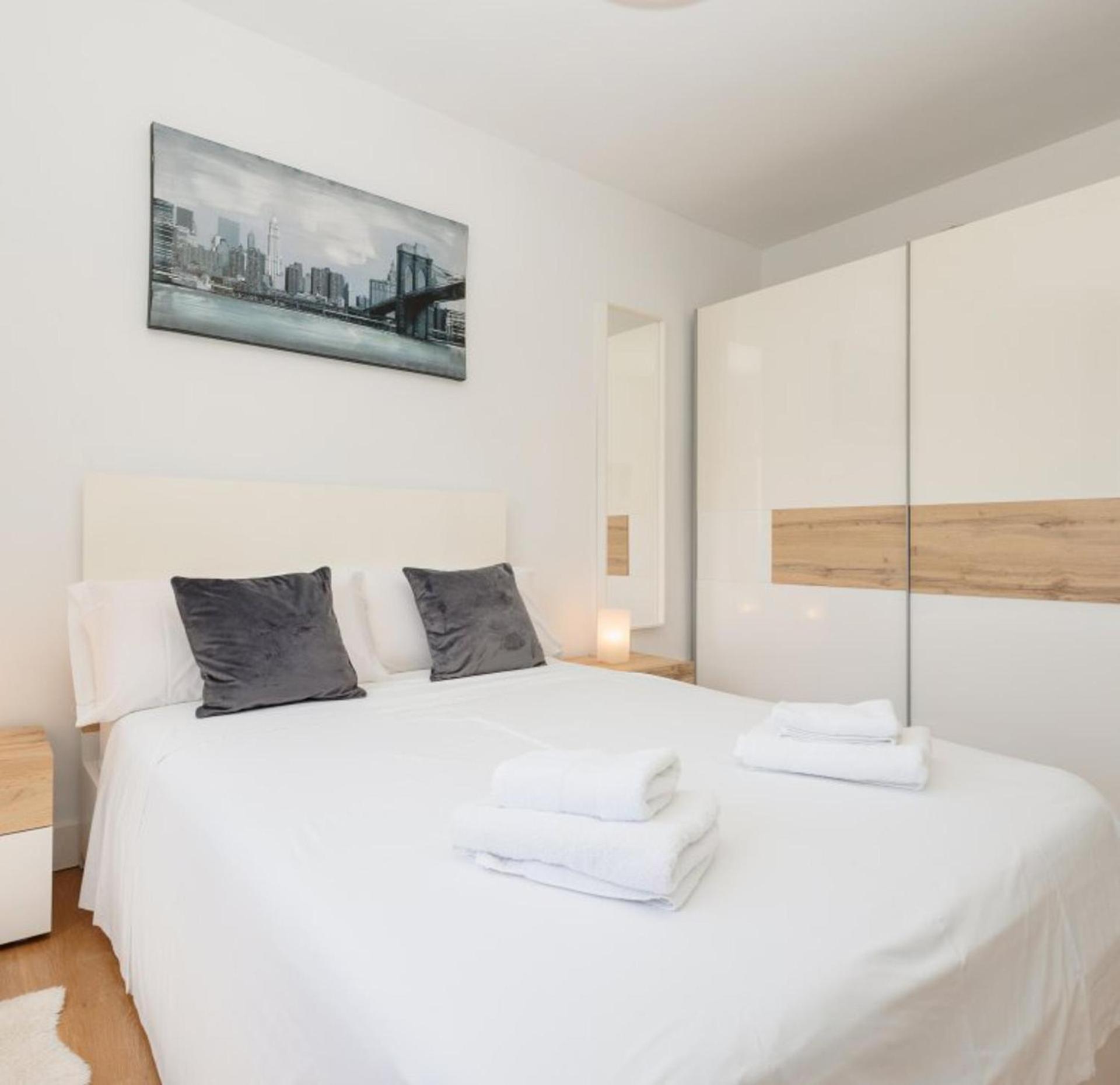 Refurbished 2-bed In El Paraiso Alto Apartment
