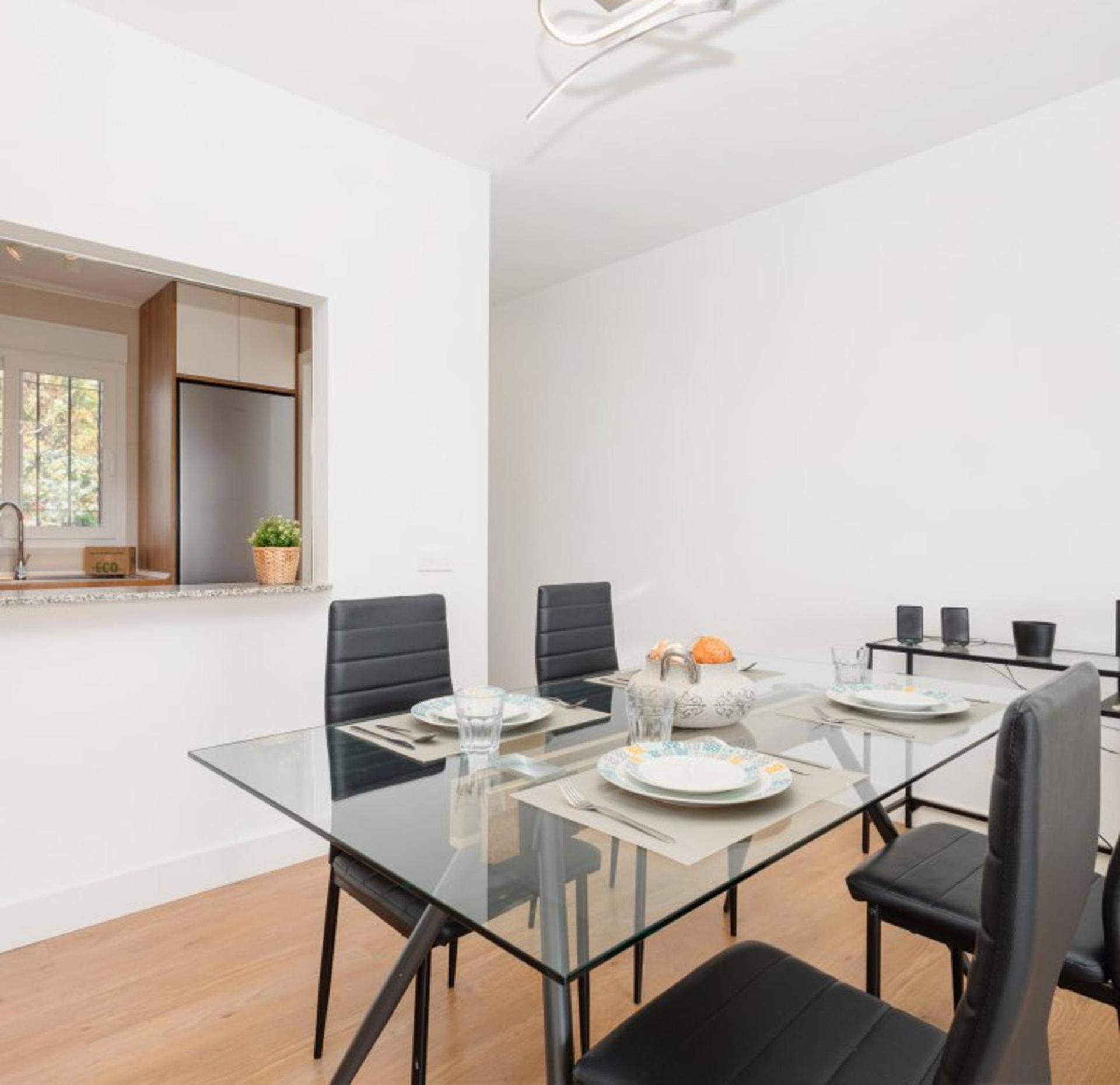 Apartment Refurbished 2-bed In El Paraiso Alto