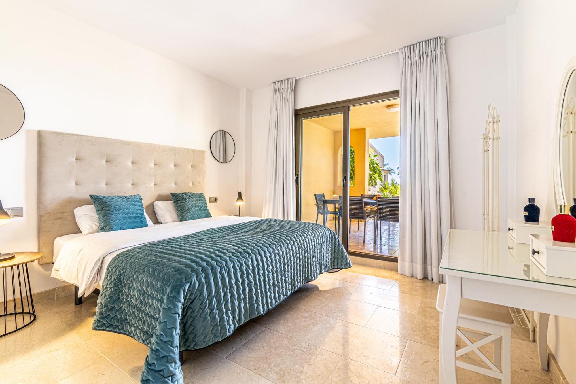 Cozy 2-bedroom In Hacienda De Cifuentes Apartment Estepona