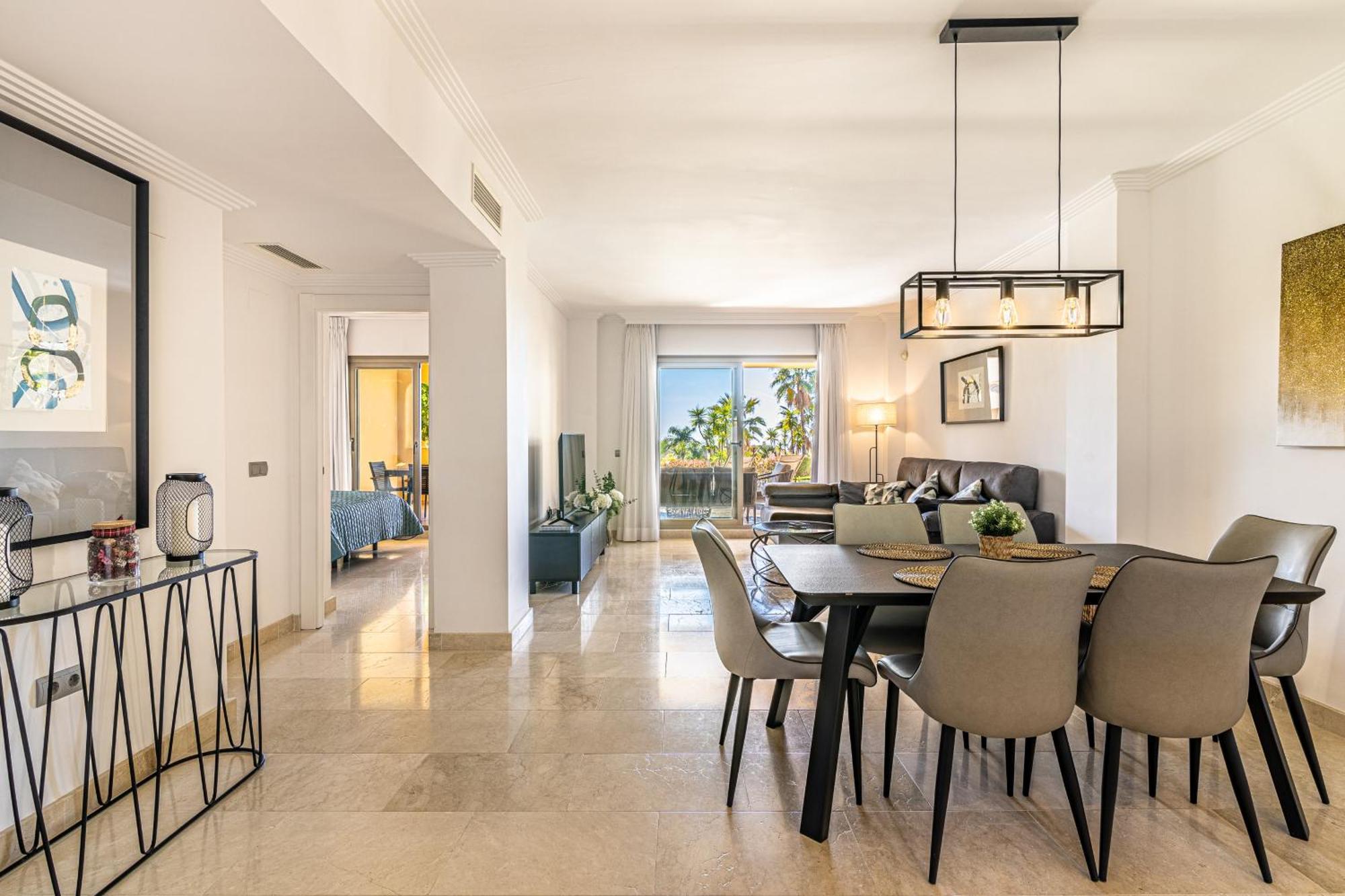 Cozy 2-bedroom In Hacienda De Cifuentes * Estepona