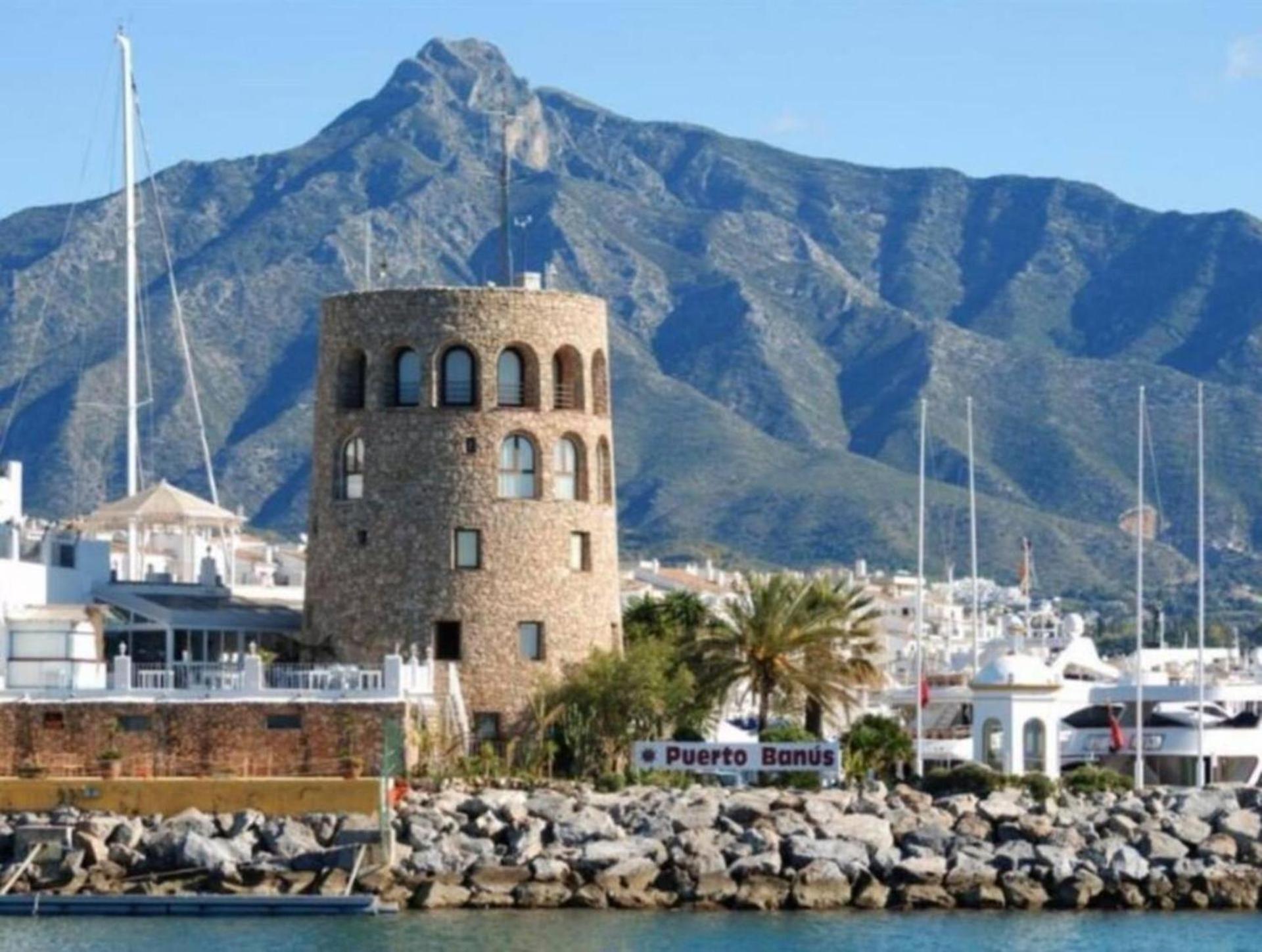 Apartmentsleeps4-golfclub-freeparking-bbq-pool-ac Apartment *