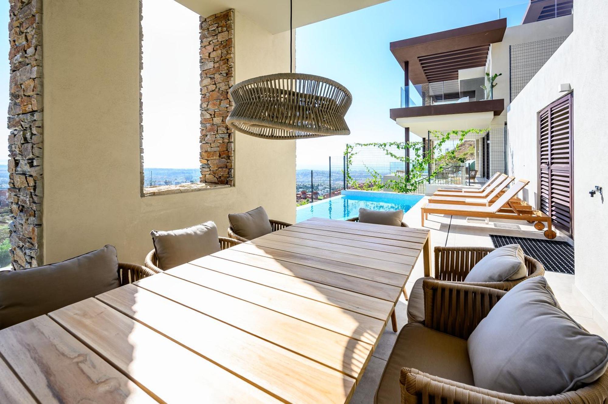 Villa Dobo Homes - Stunning With Views Of Costa Del Sol