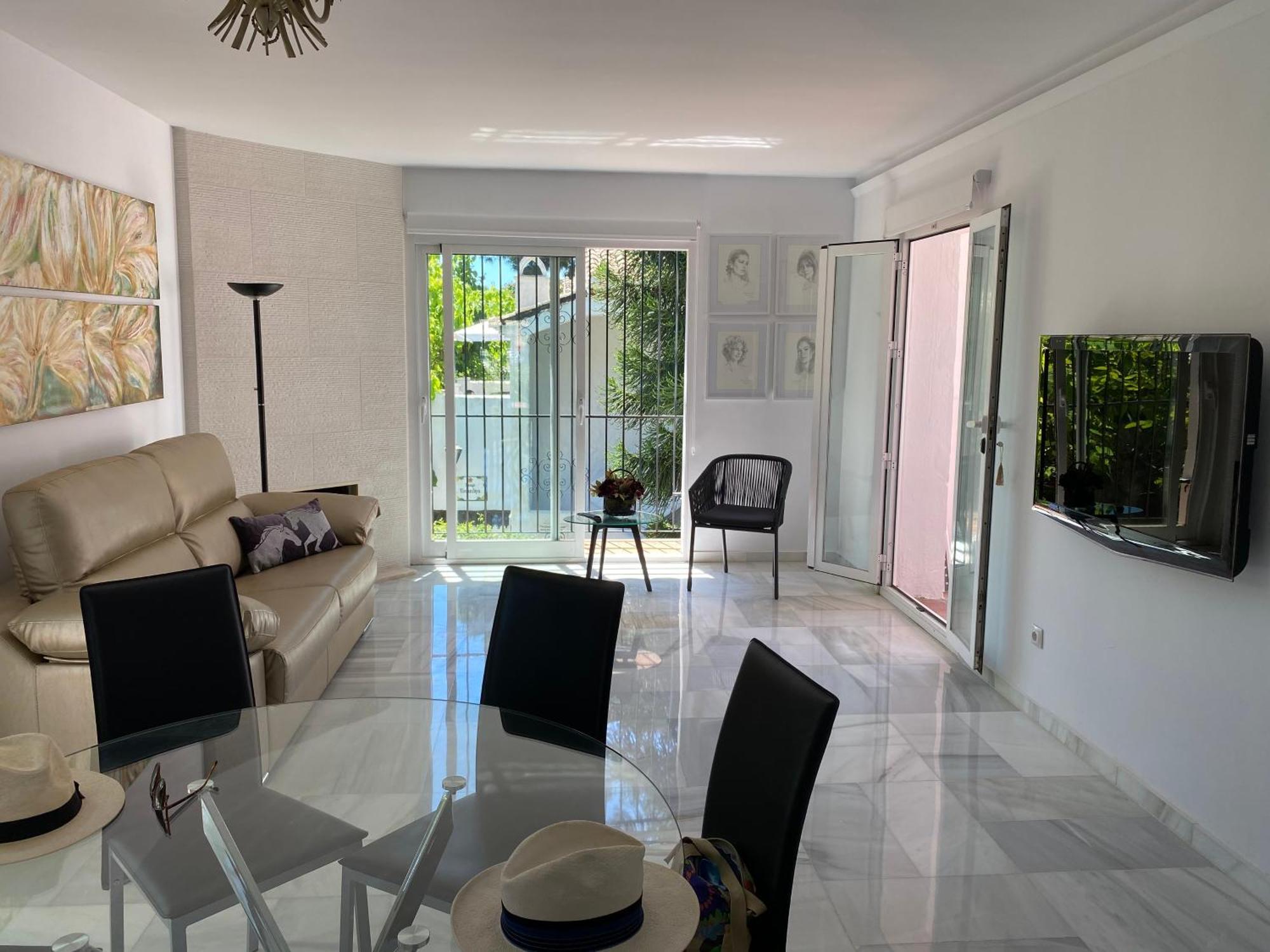 Apartamento Tarifa Especial, Sin Aglomeraciones En Piscina Y Playa, Cerca De Puerto Banus Estepona
