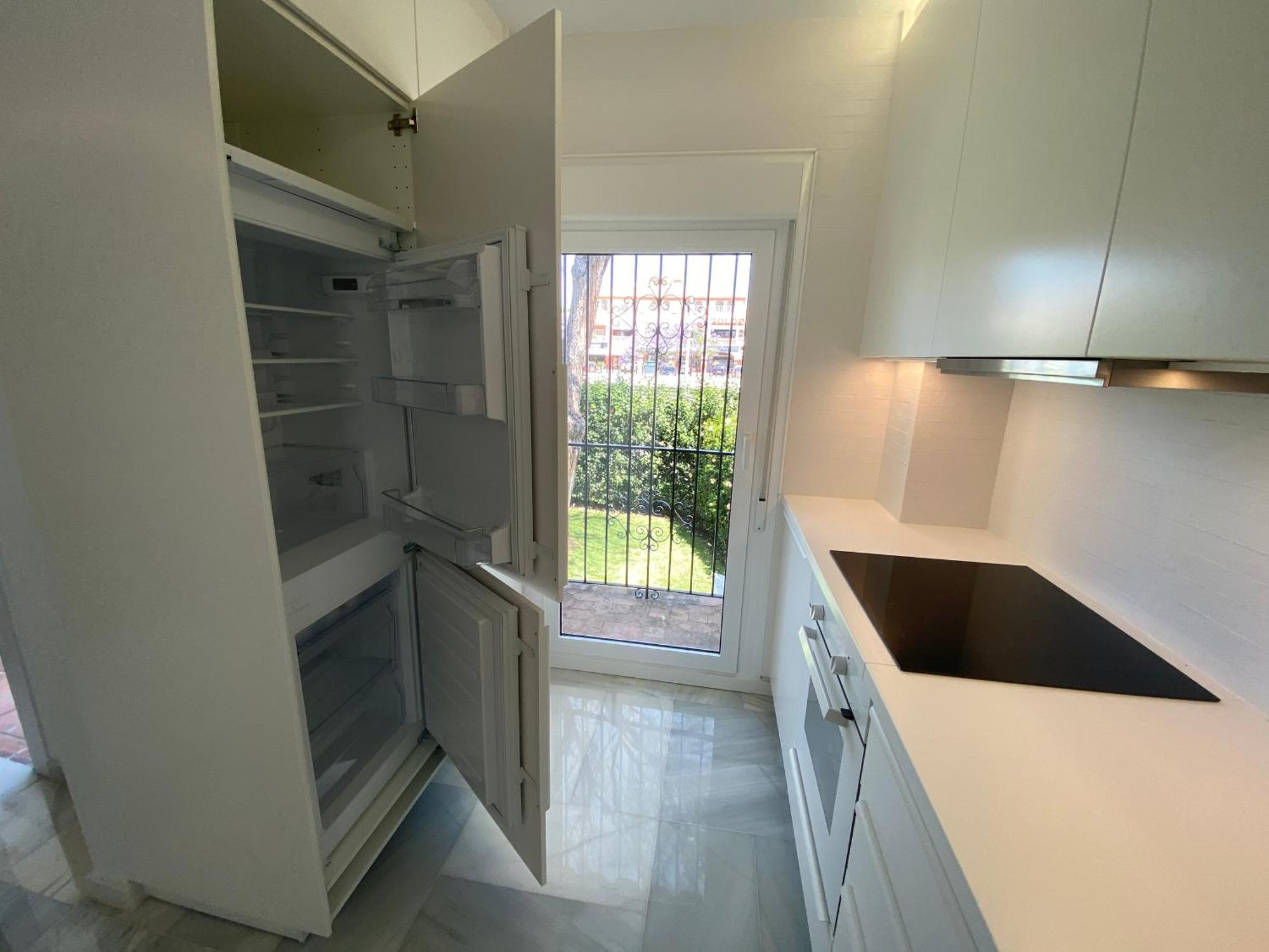 Apartamento Tarifa Especial, Sin Aglomeraciones En Piscina Y Playa, Cerca De Puerto Banus