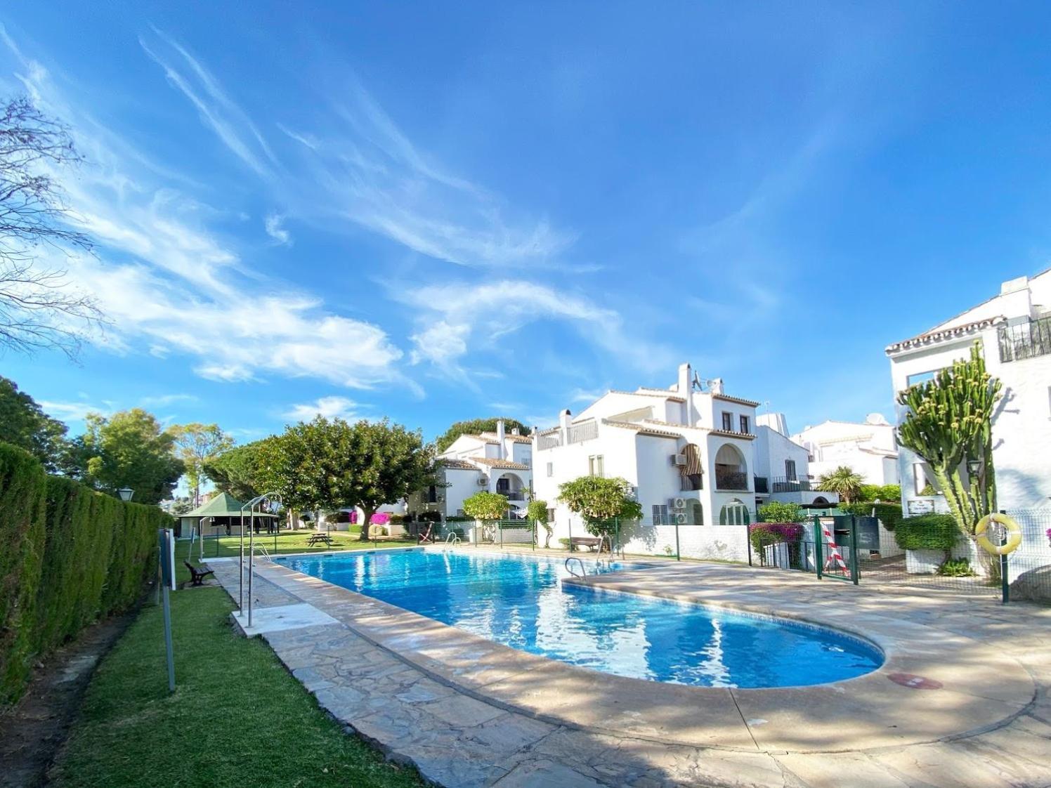 Tarifa Especial, Sin Aglomeraciones En Piscina Y Playa, Cerca De Puerto Banus Estepona