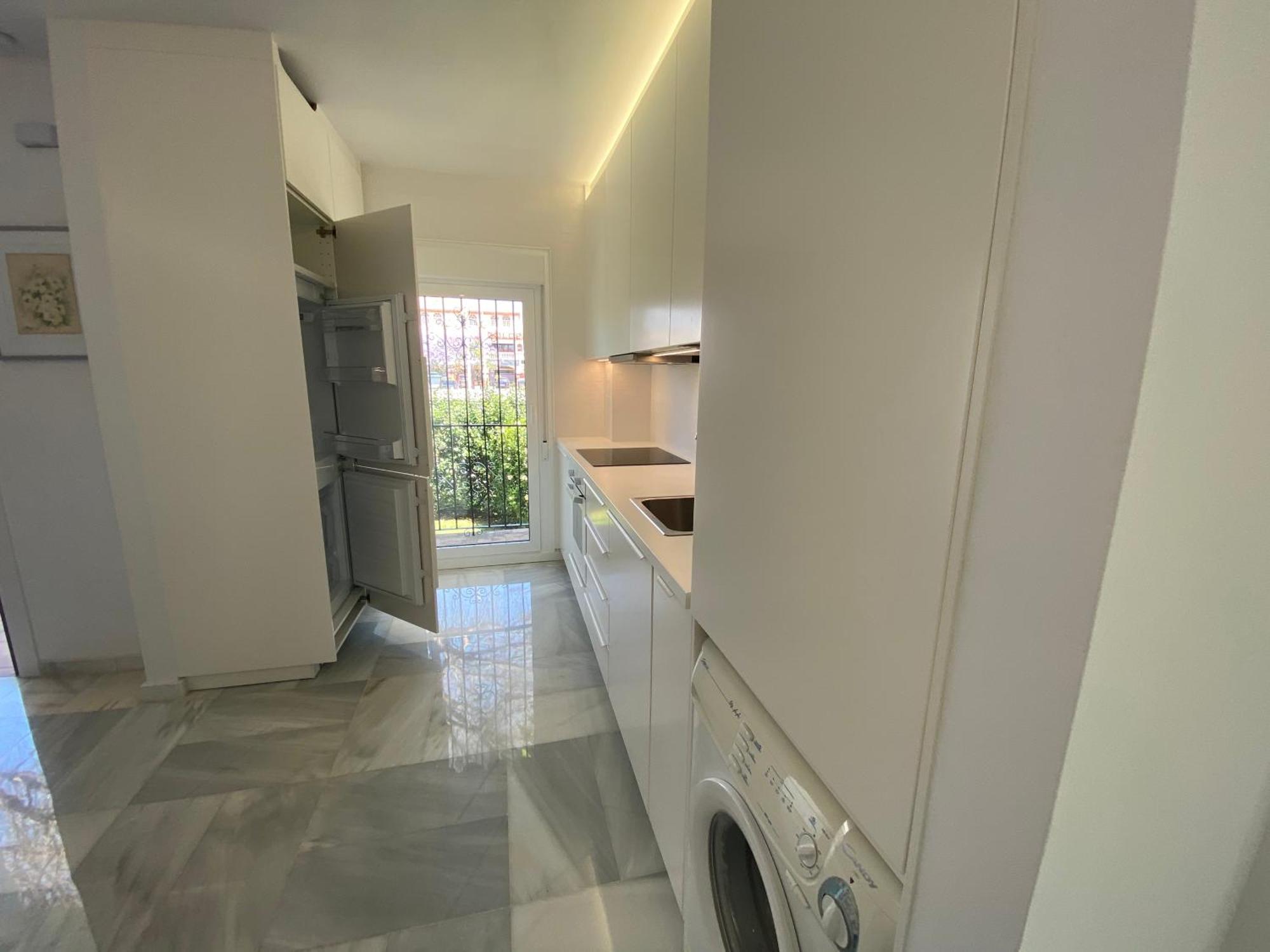 Apartamento Tarifa Especial, Sin Aglomeraciones En Piscina Y Playa, Cerca De Puerto Banus *