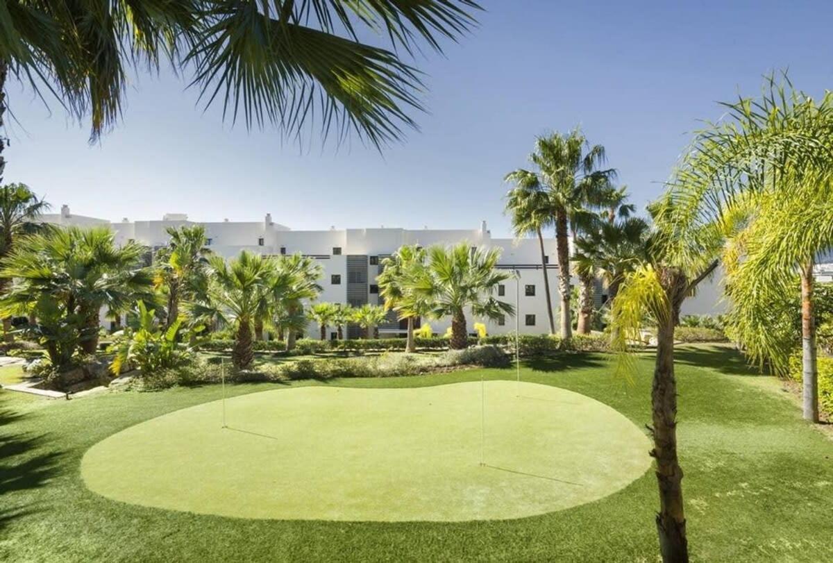 Marbella Pools Family Golf Wifi Children