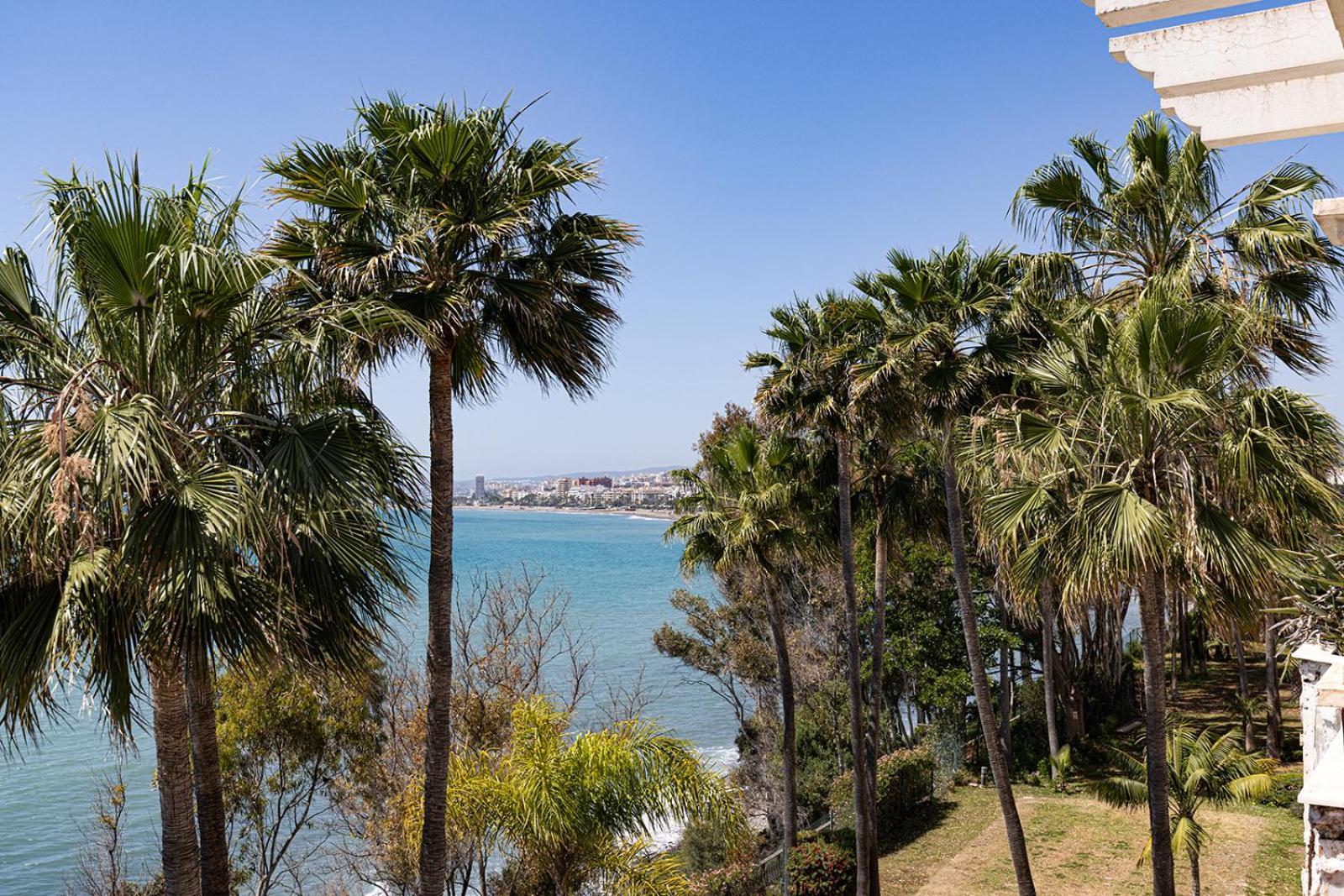 Penthouse Cordoba Balcony Sea View Apartment *
