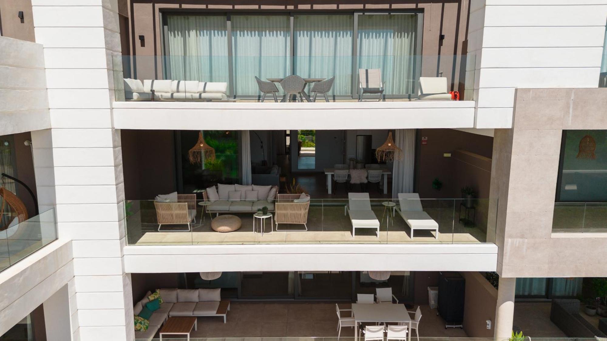 Luxury With 2 Bedrooms In Cancelada
