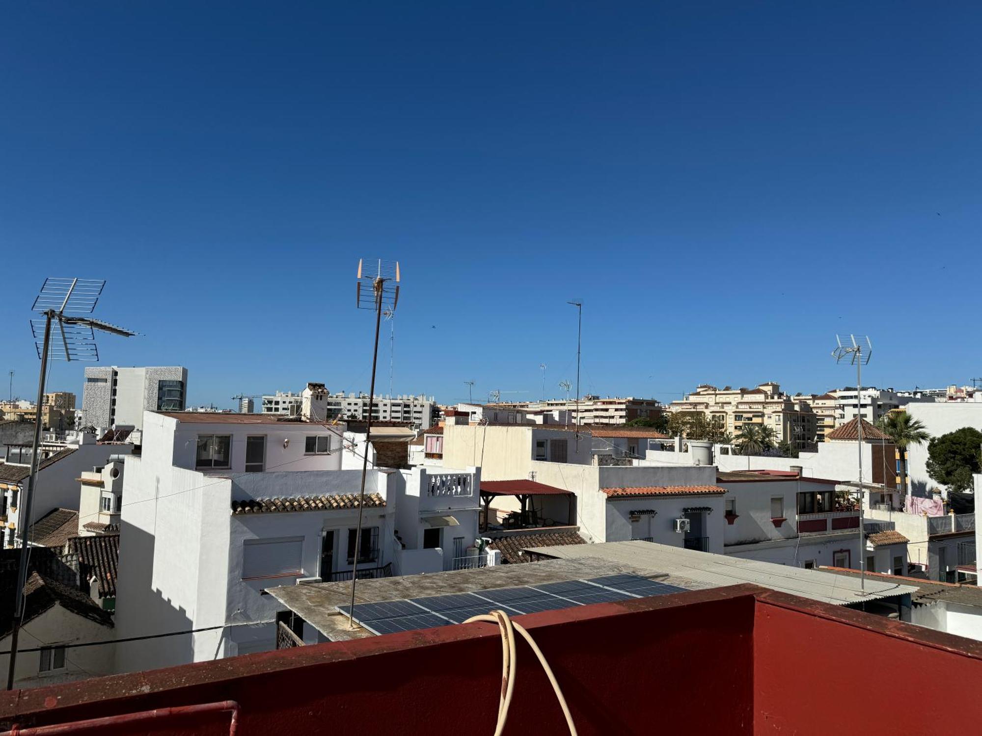 Encantadora Casa En El Corazon De Estepona *