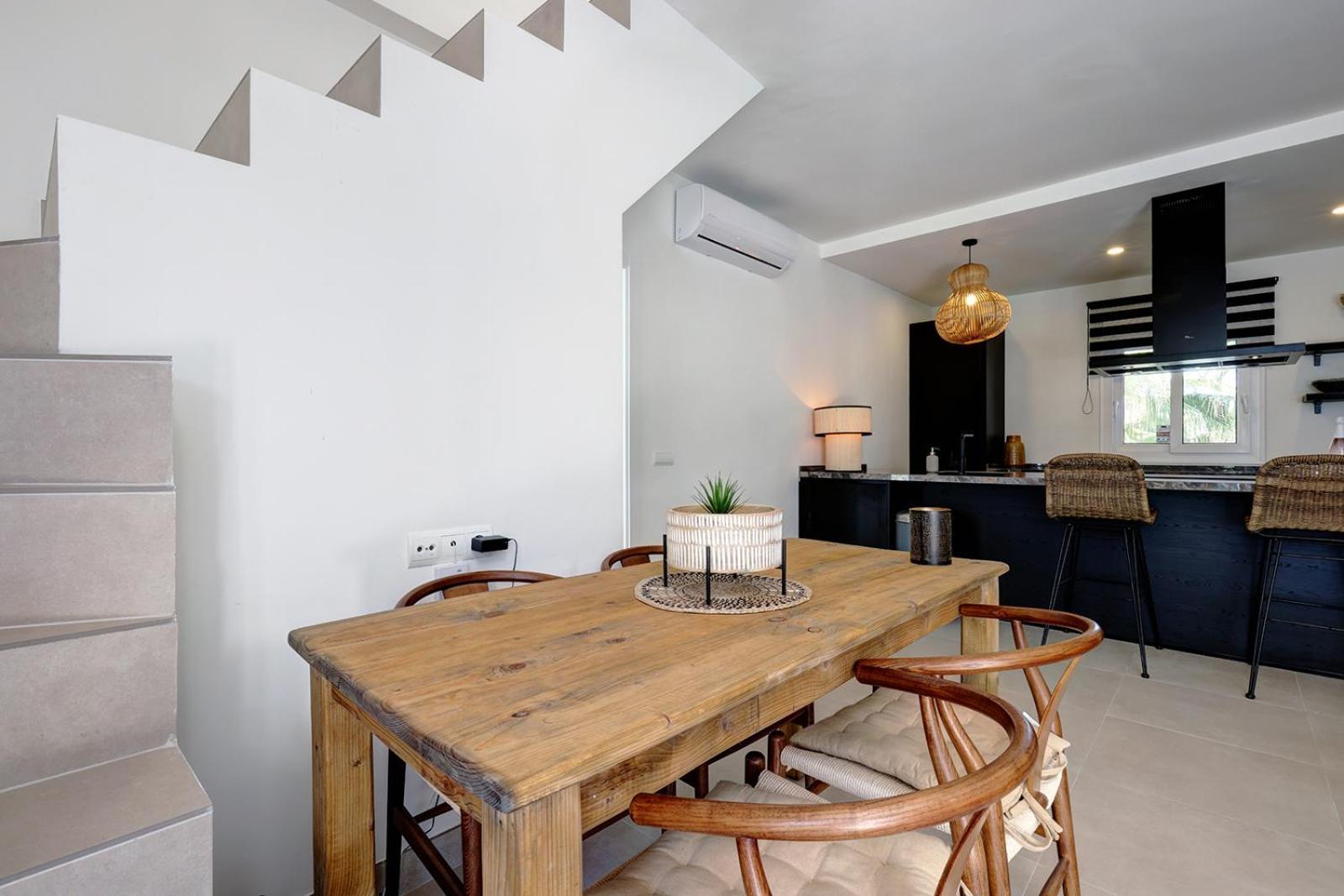 Penthouse Amaryllis - Gerenoveerd Direct Aan Zee Apartment *