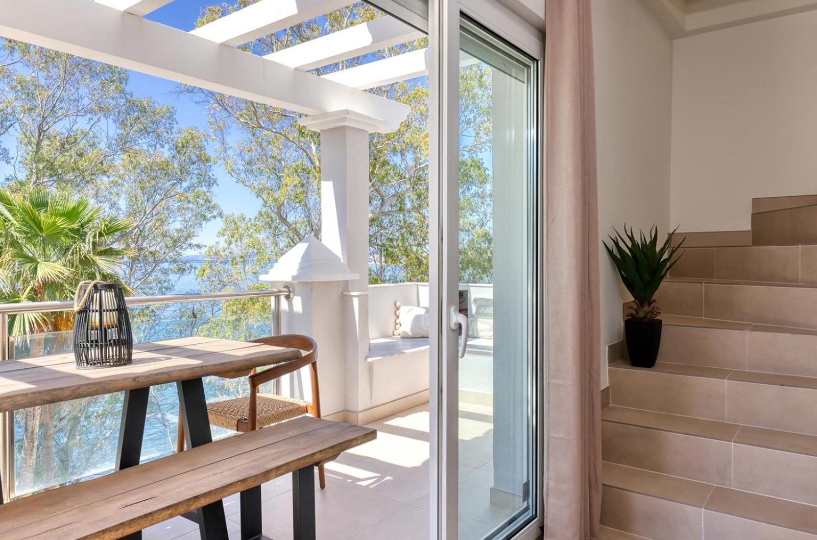 Apartment Penthouse Amaryllis - Gerenoveerd Direct Aan Zee Estepona