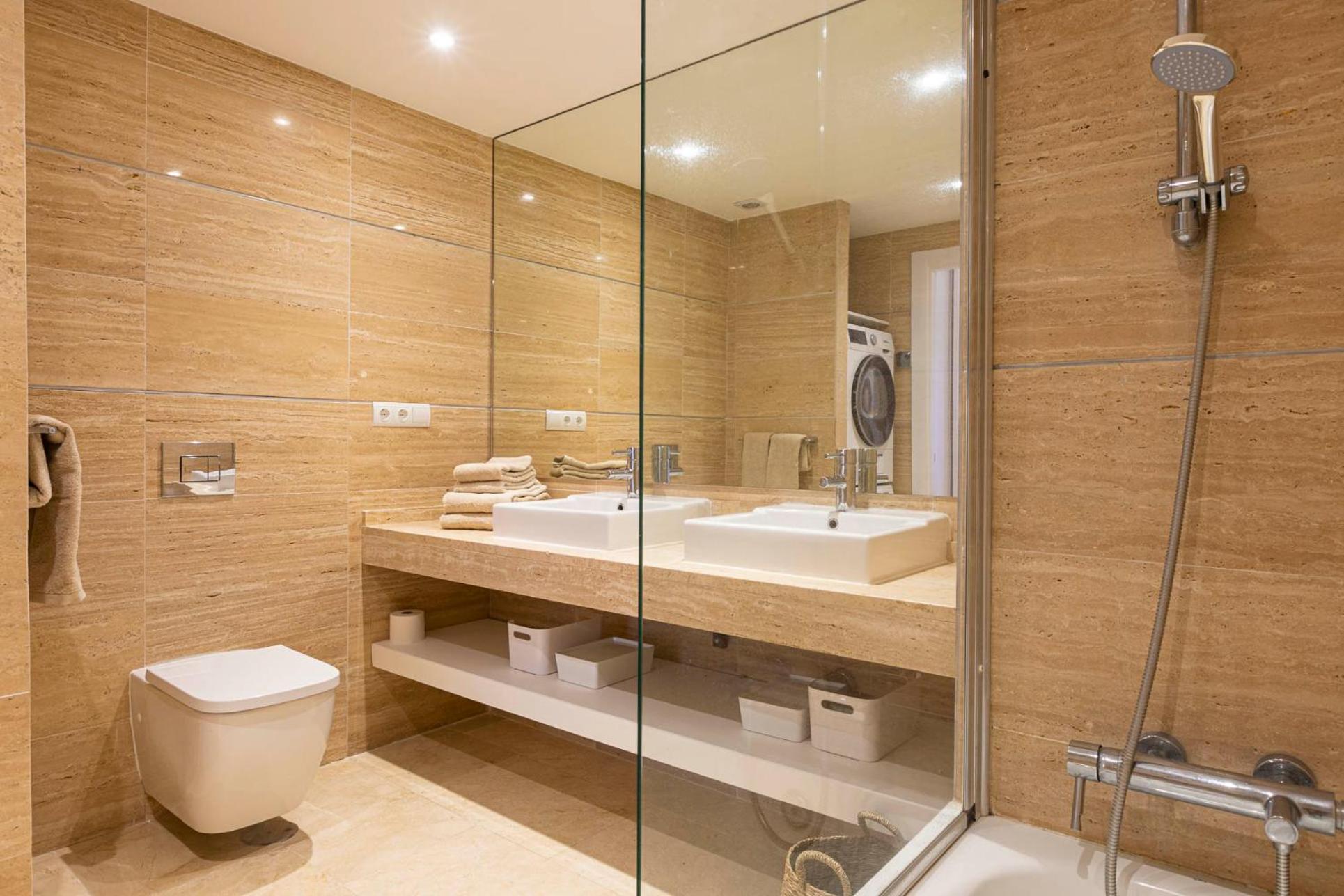 Appartement Elegante Piso En Benahavis Con Vista Al Mar *