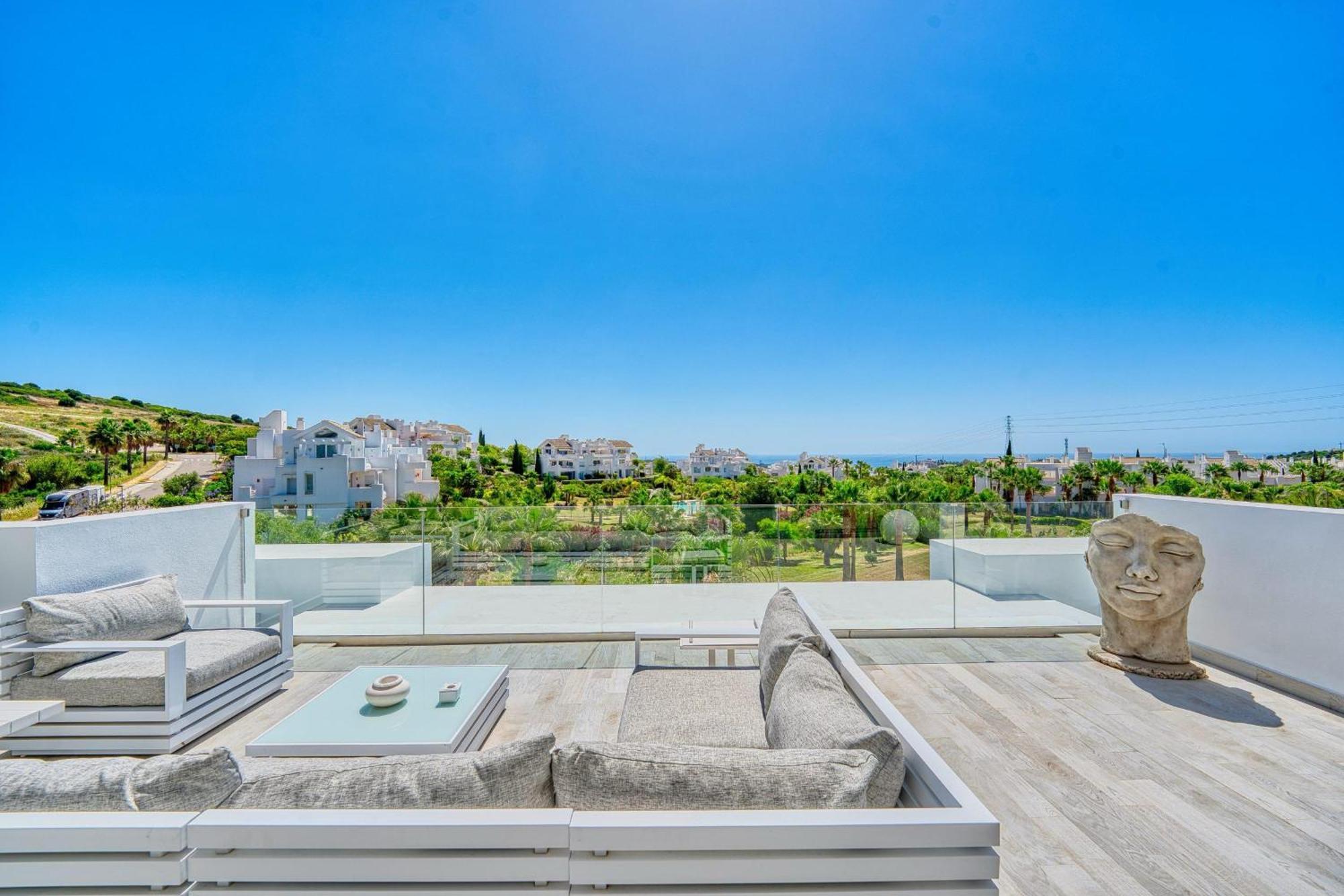 2288 New Modern Penthouse With Privat Pool *