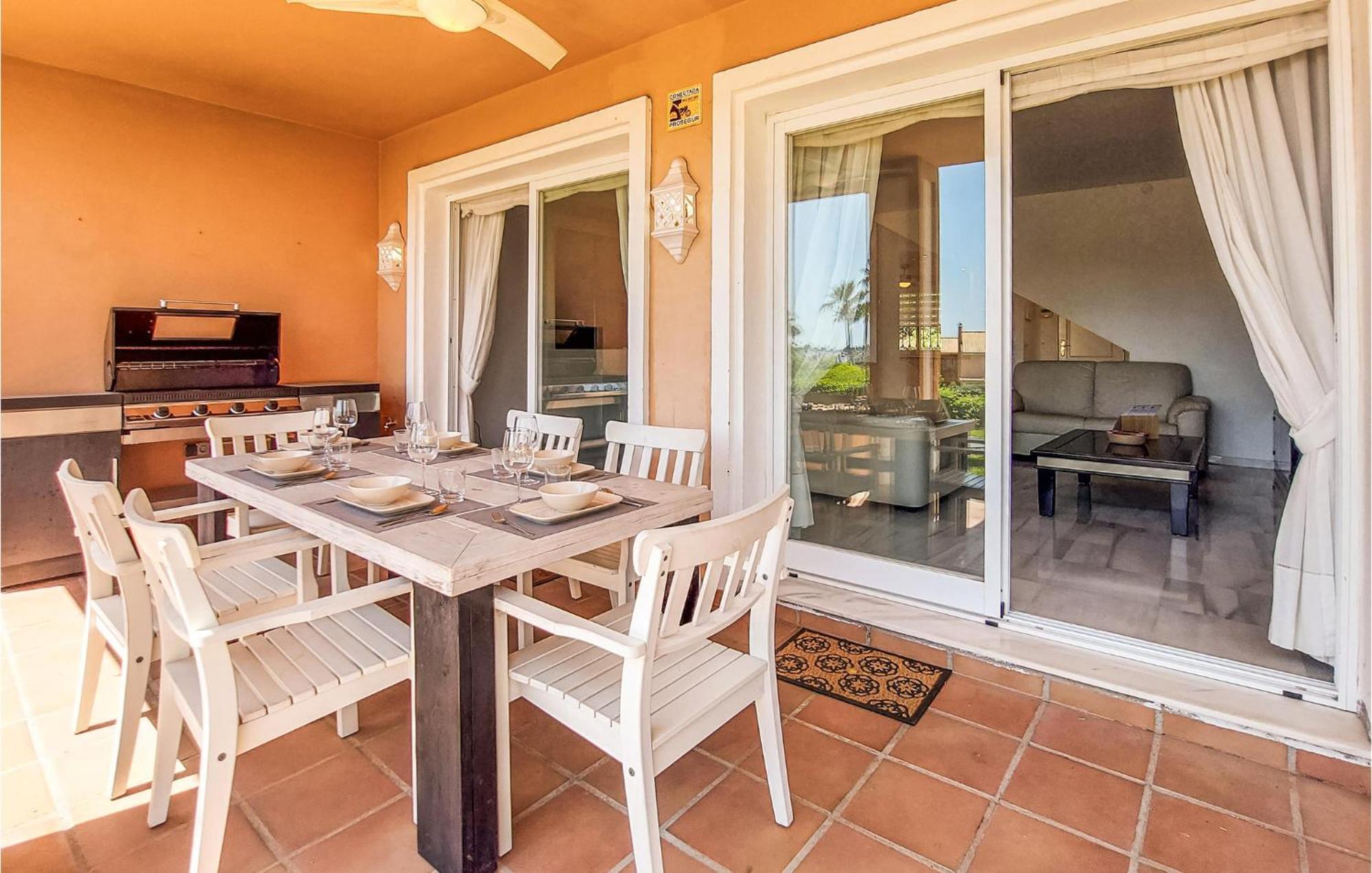 3 Bedroom Cozy In Malaga Holiday home