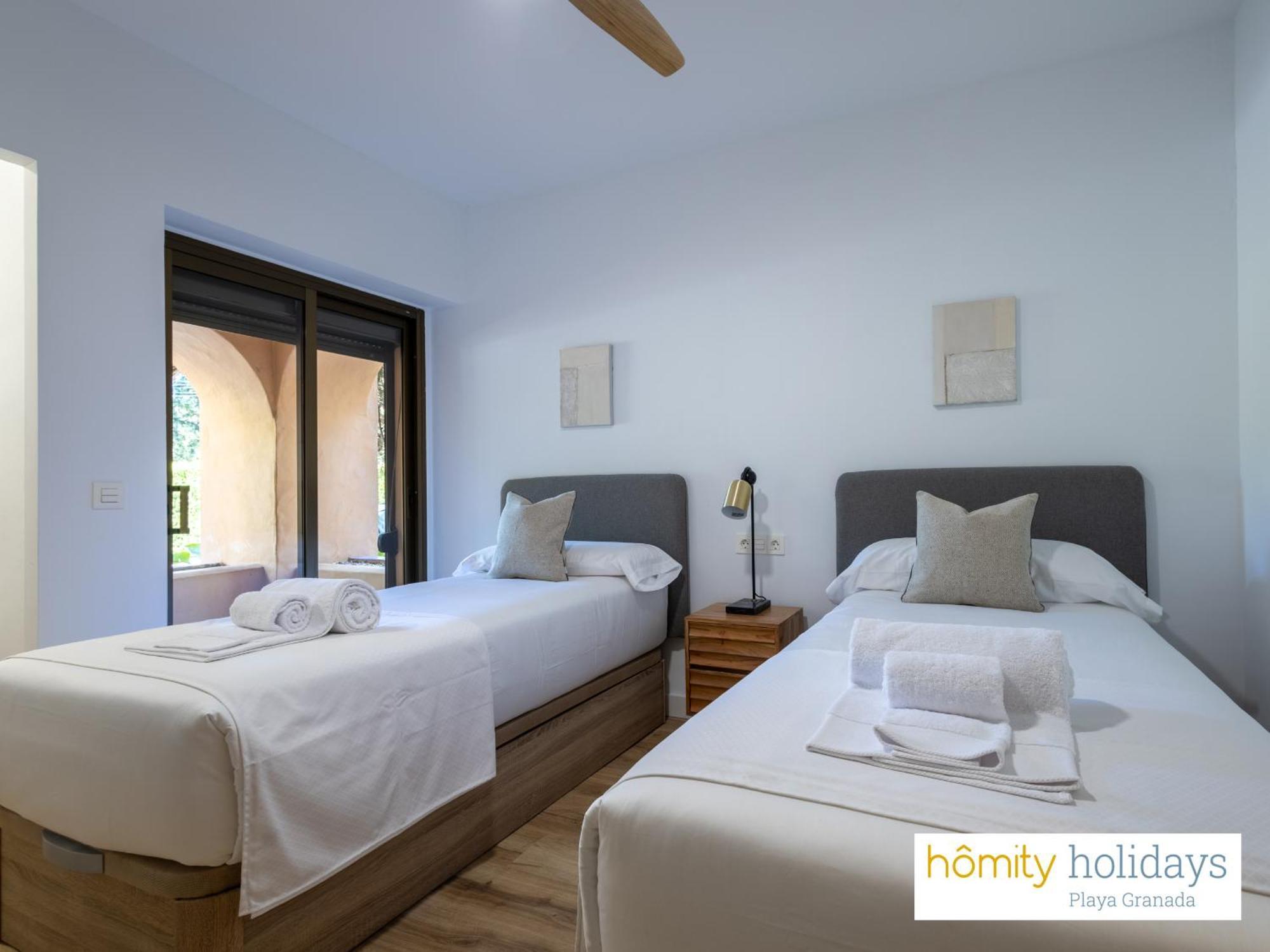 Homity Holidays - - La Cartuja Golf Estepona