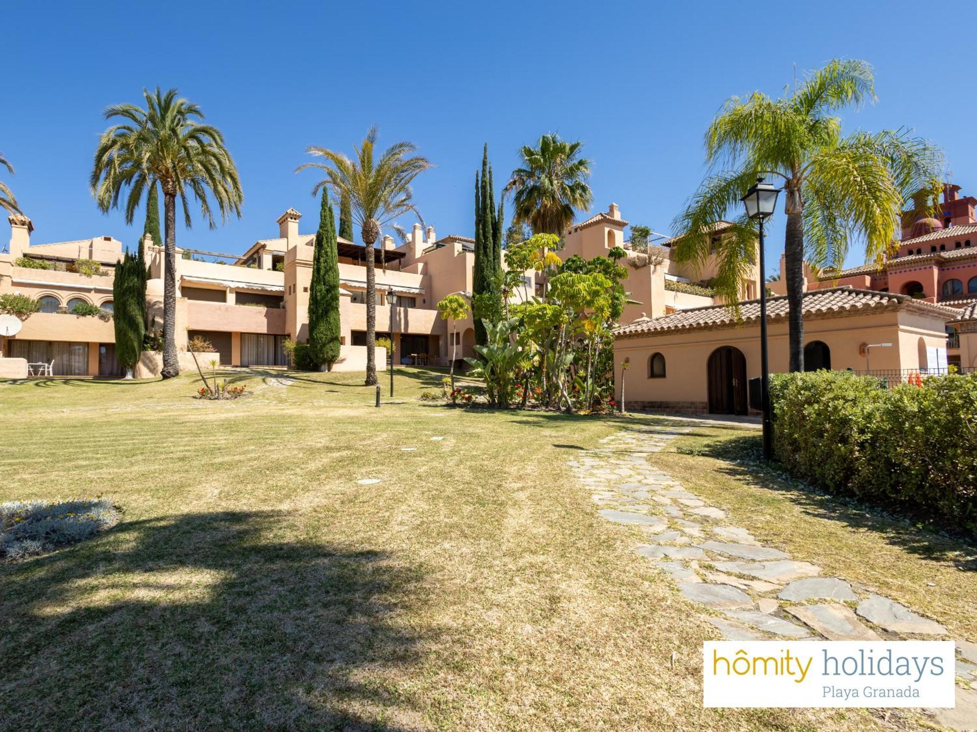 Homity Holidays - - La Cartuja Golf Apartment Estepona