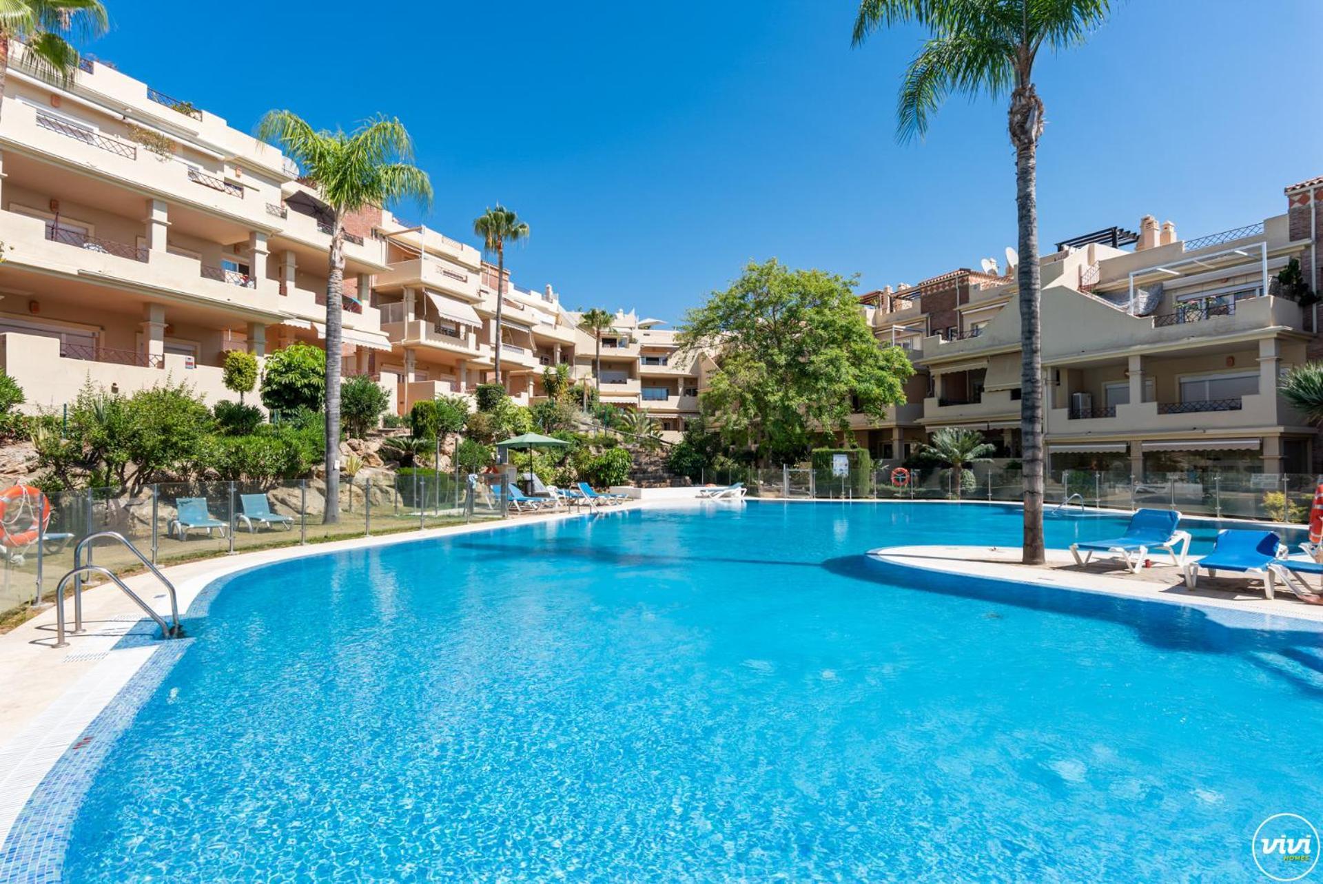 Vivi Homes - Toscana Luxury, Views, Pool & Terrace *
