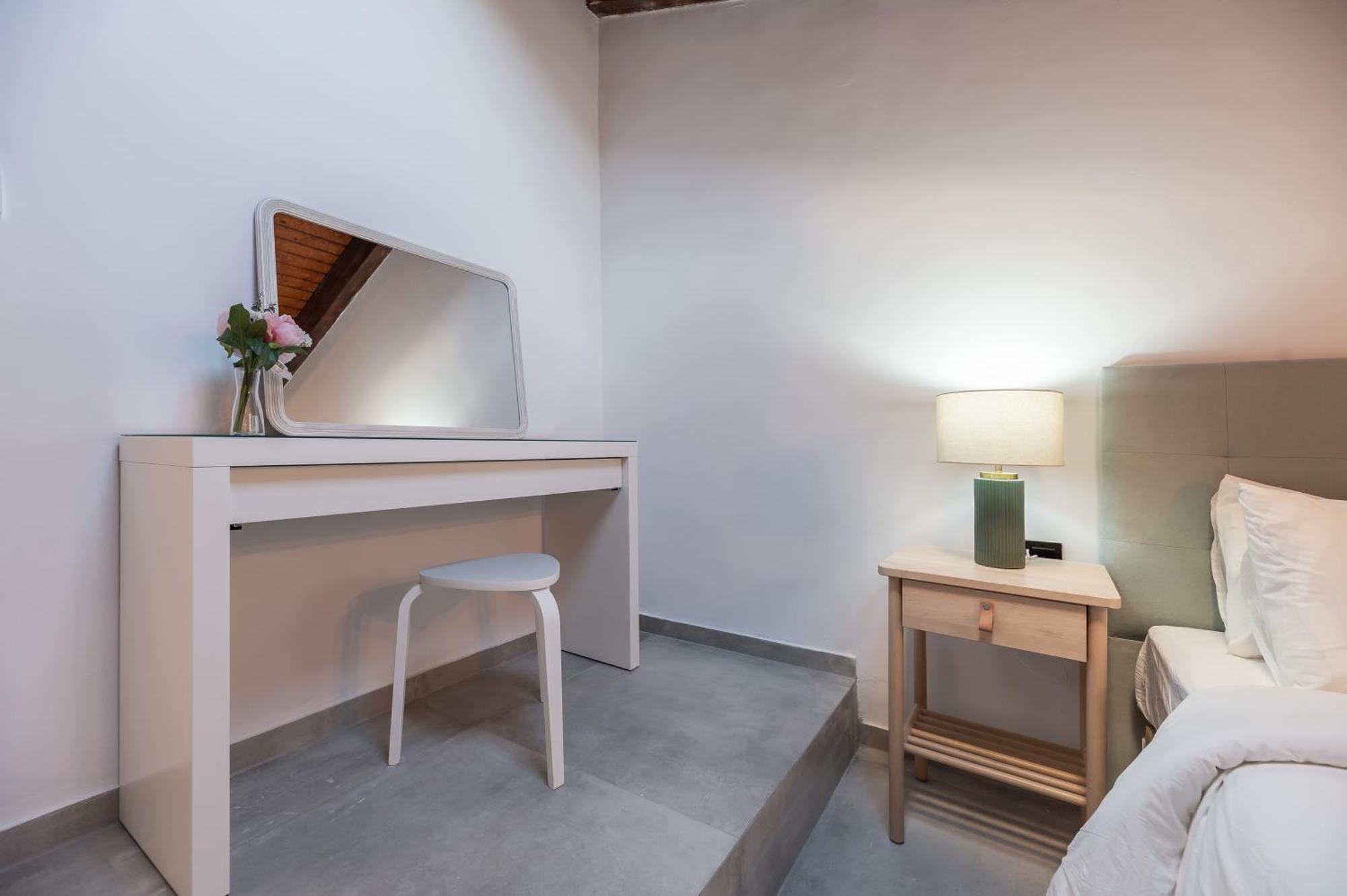 Charming Paraiso Apartment *