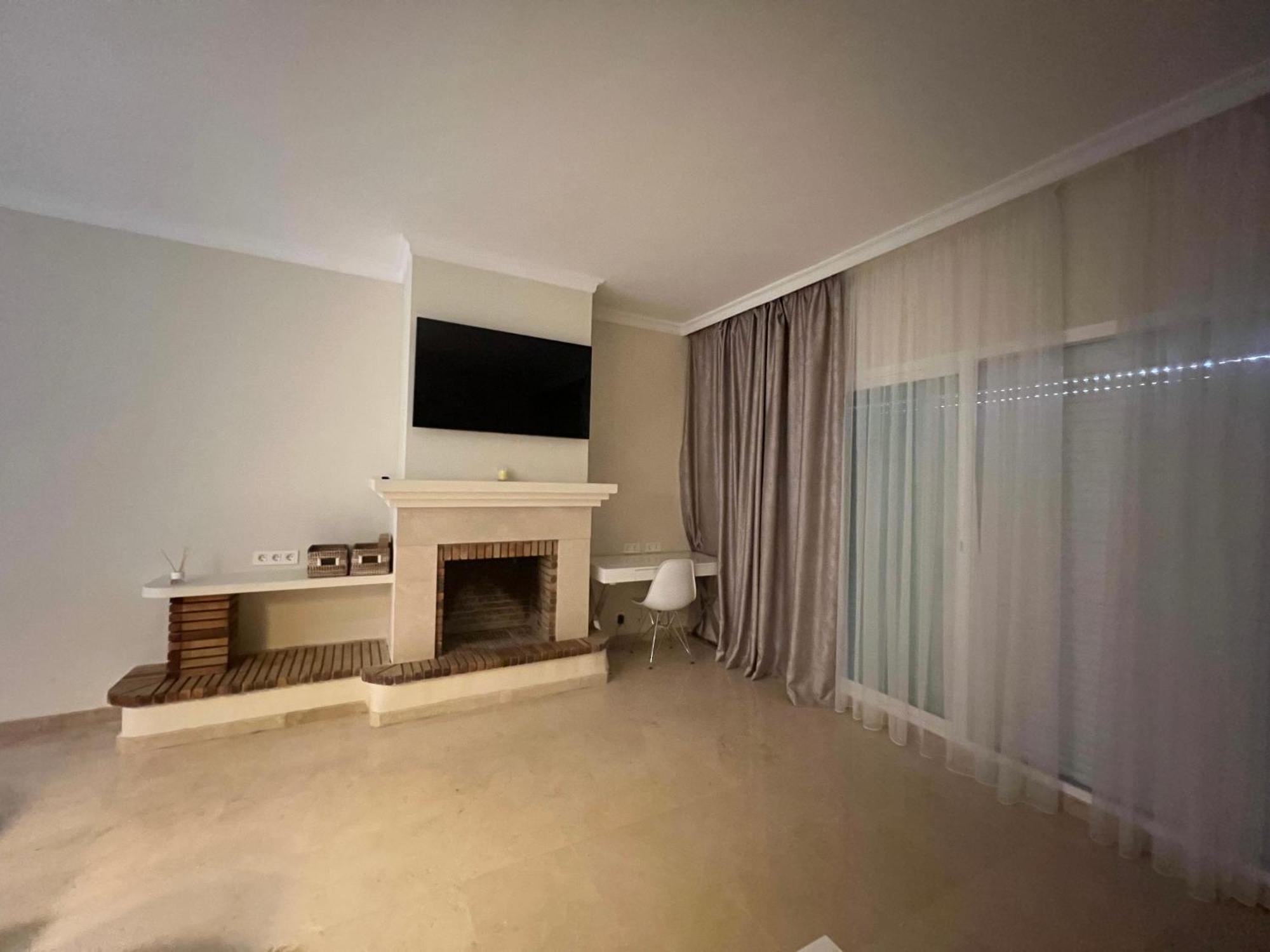 Park Apartment Estepona