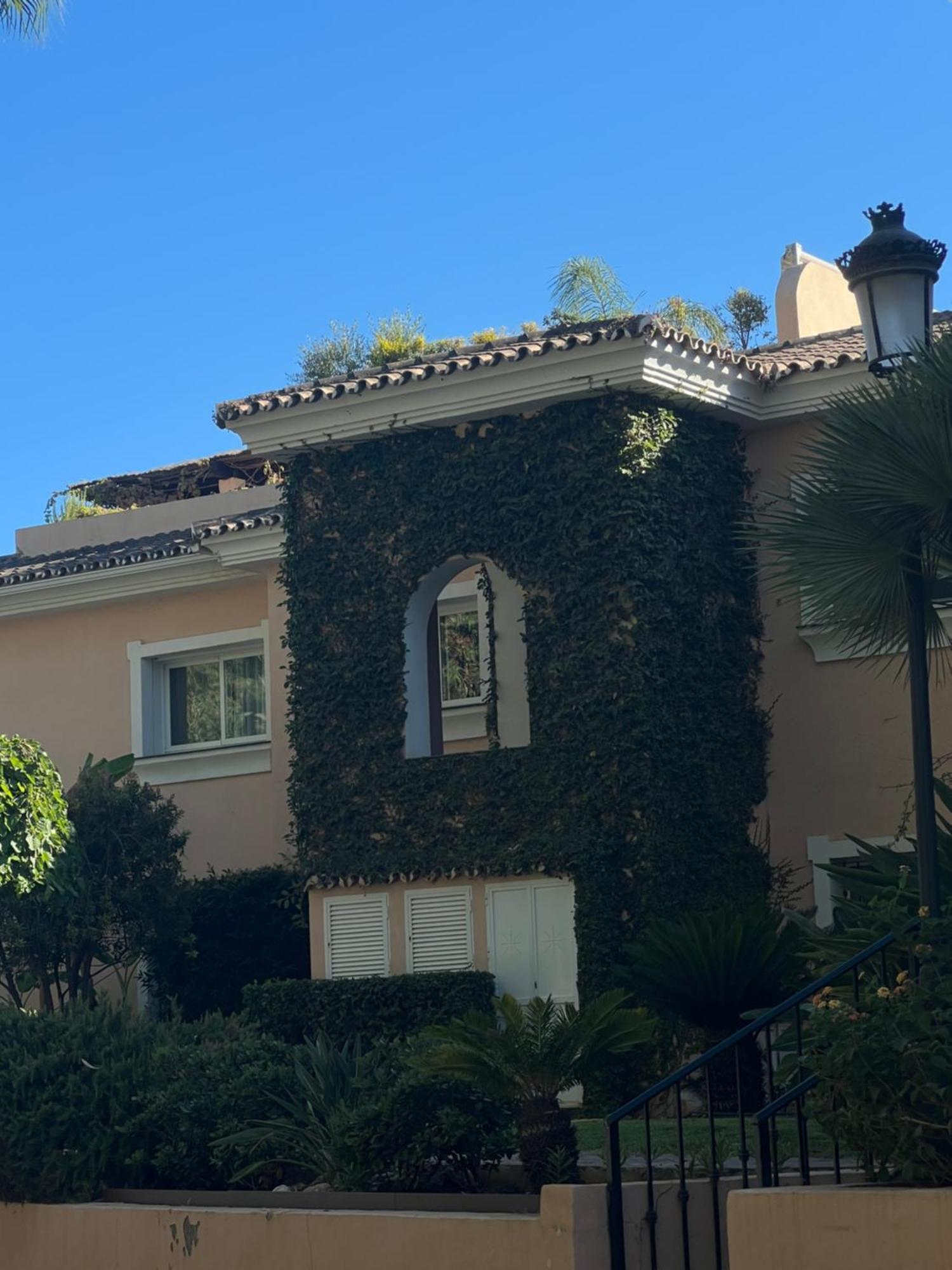Park Apartment Estepona