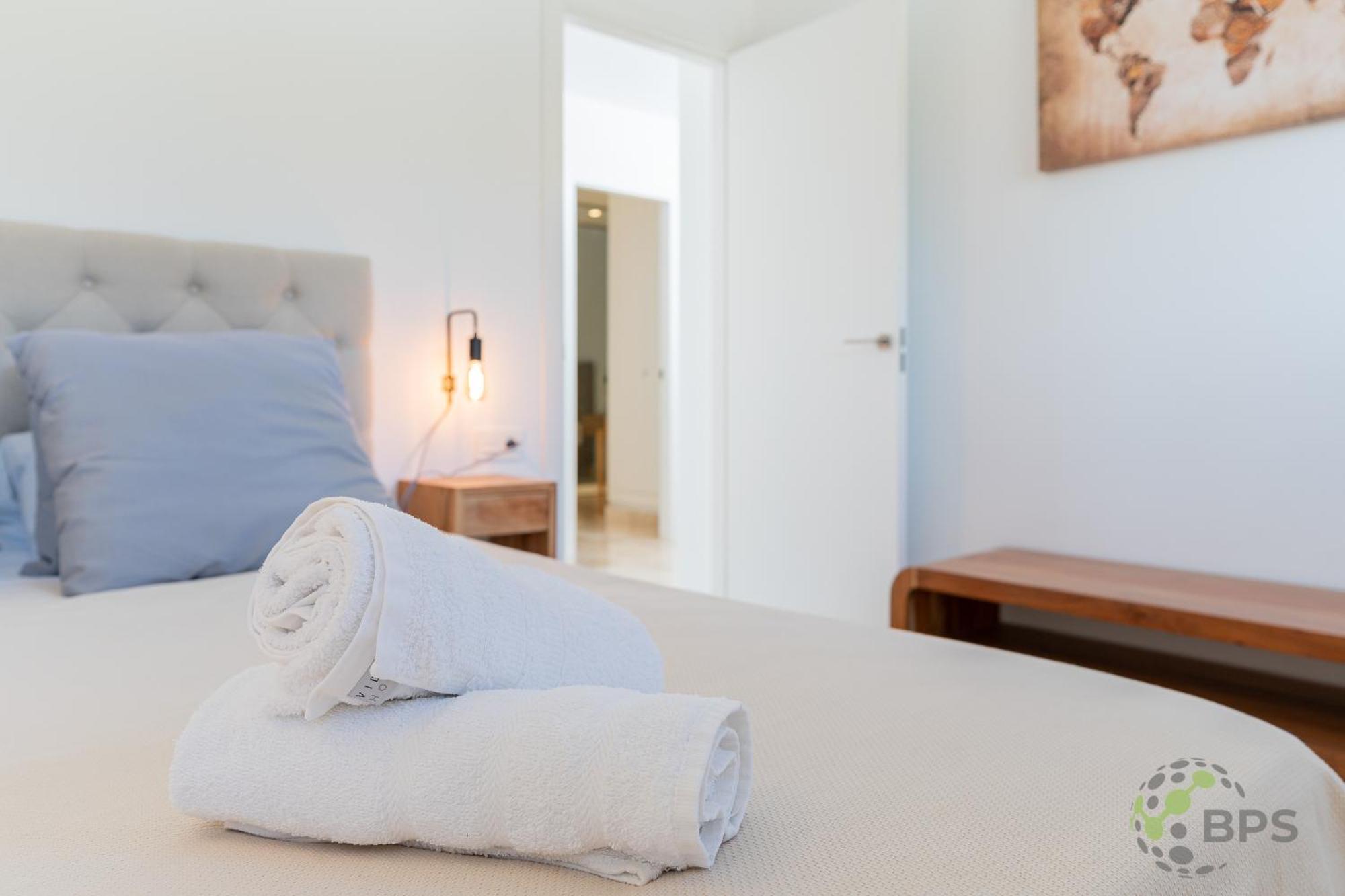 Paraiso Pueblo Luxurious Penthouse 360º Sea Views - 2603 *