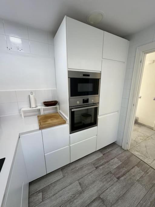 Ferienhaus Con Barbacoa Y Piscina Estepona
