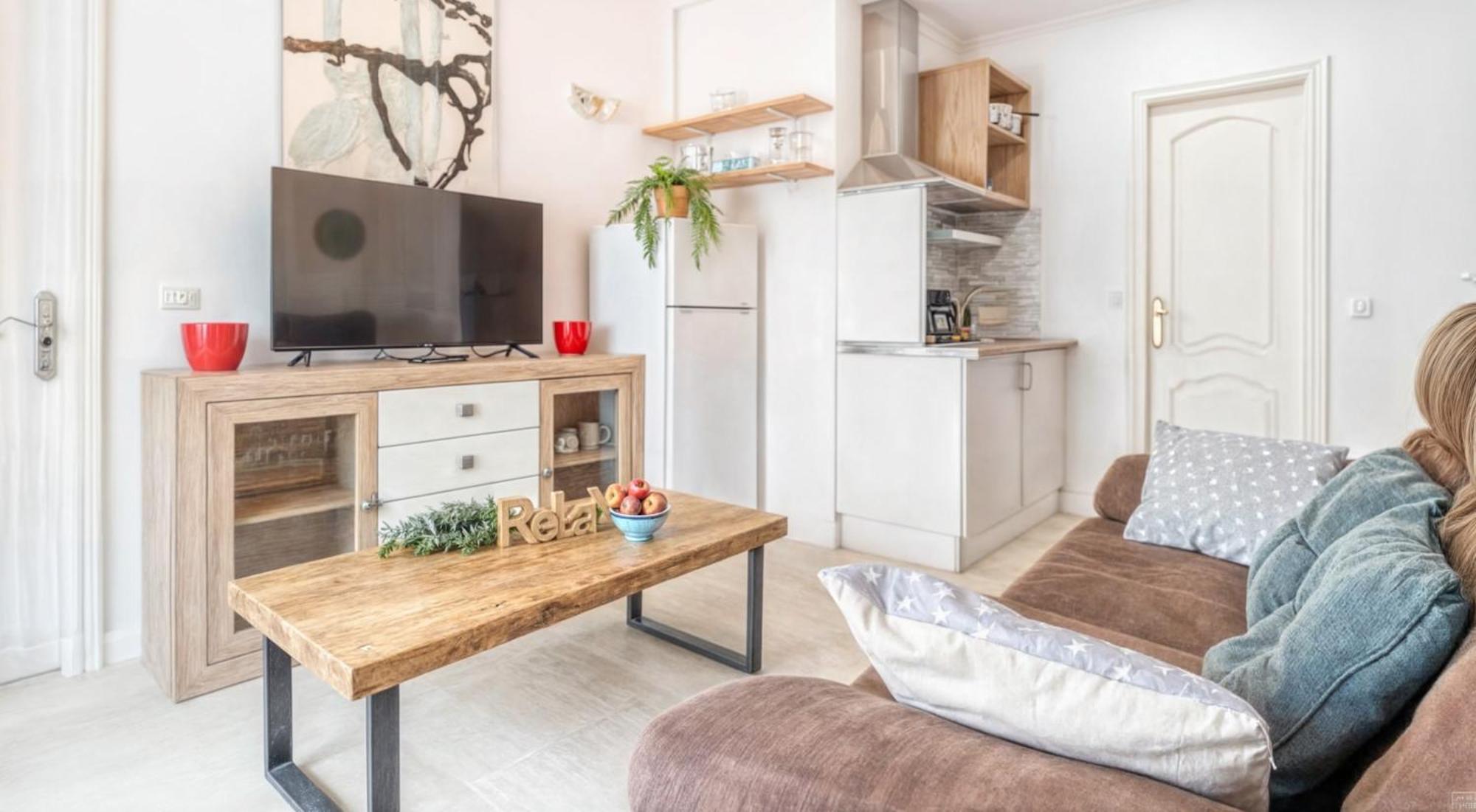 Flores Apartment-coastal Refuge By The Apartment *