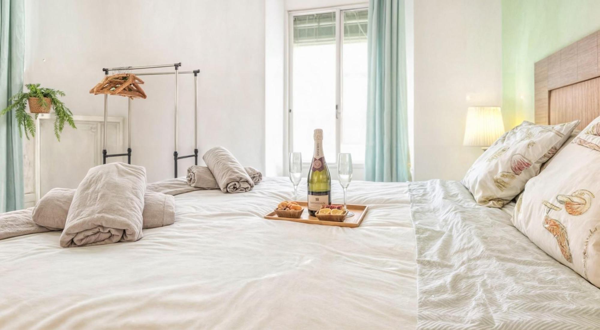 Flores Apartment-coastal Refuge By The * Estepona