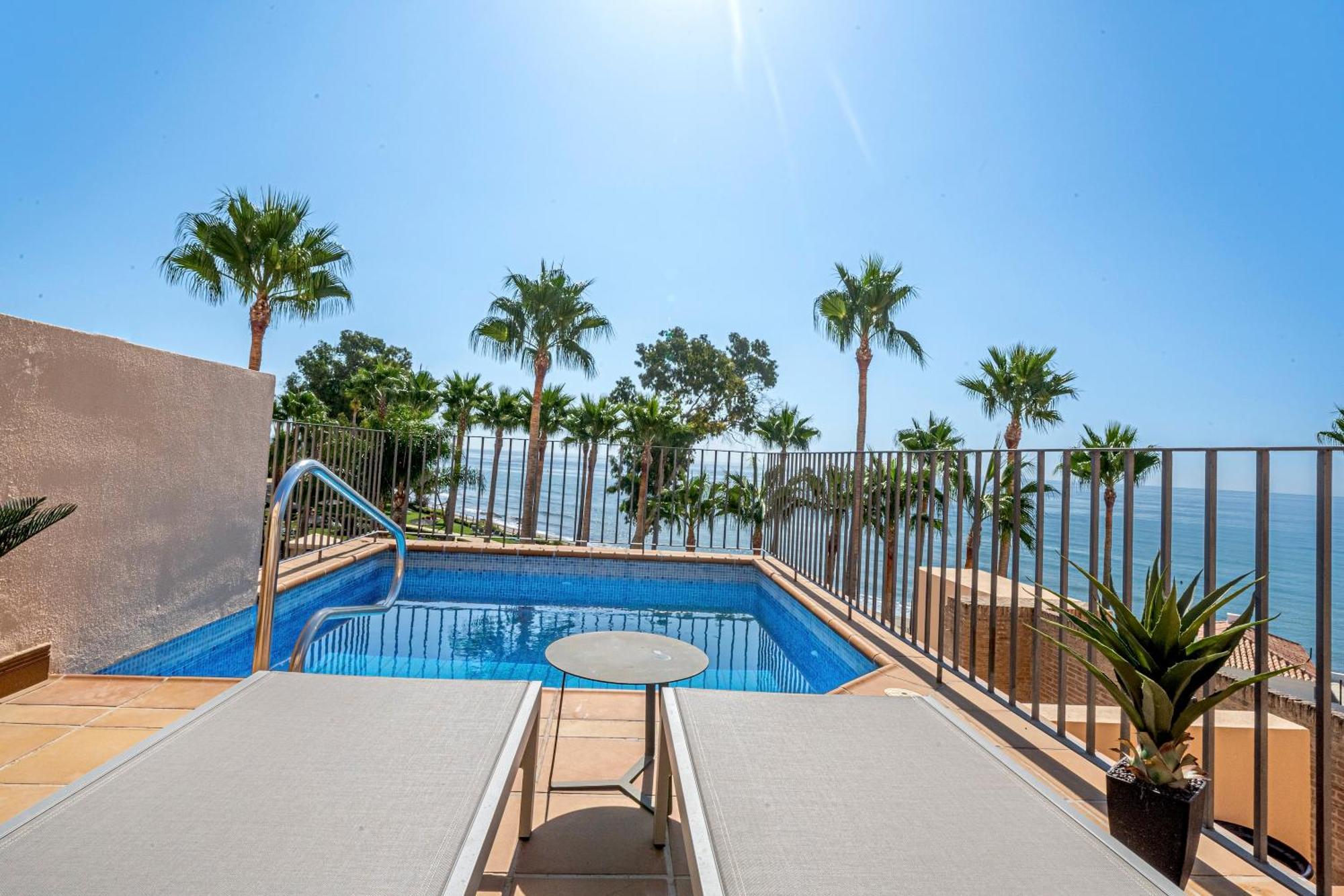 Beautiful Beachfront Estepona