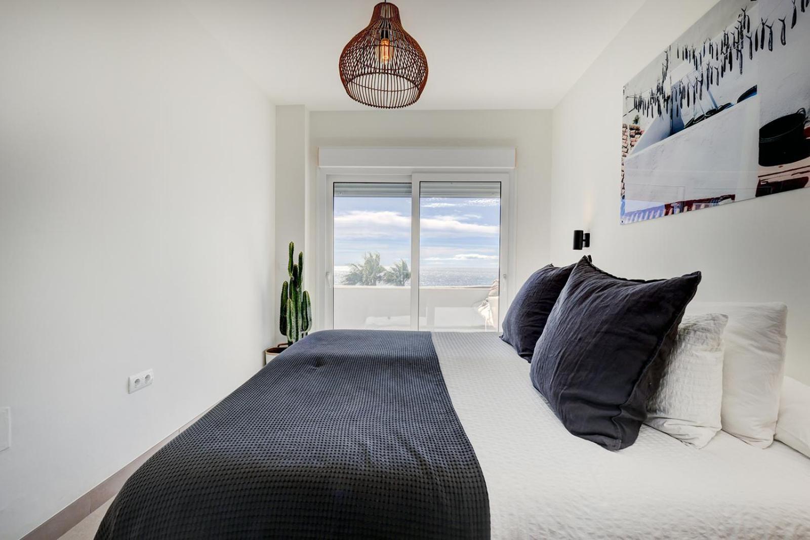 Dalia - Gerenoveerd Direct Aan Zee * Estepona