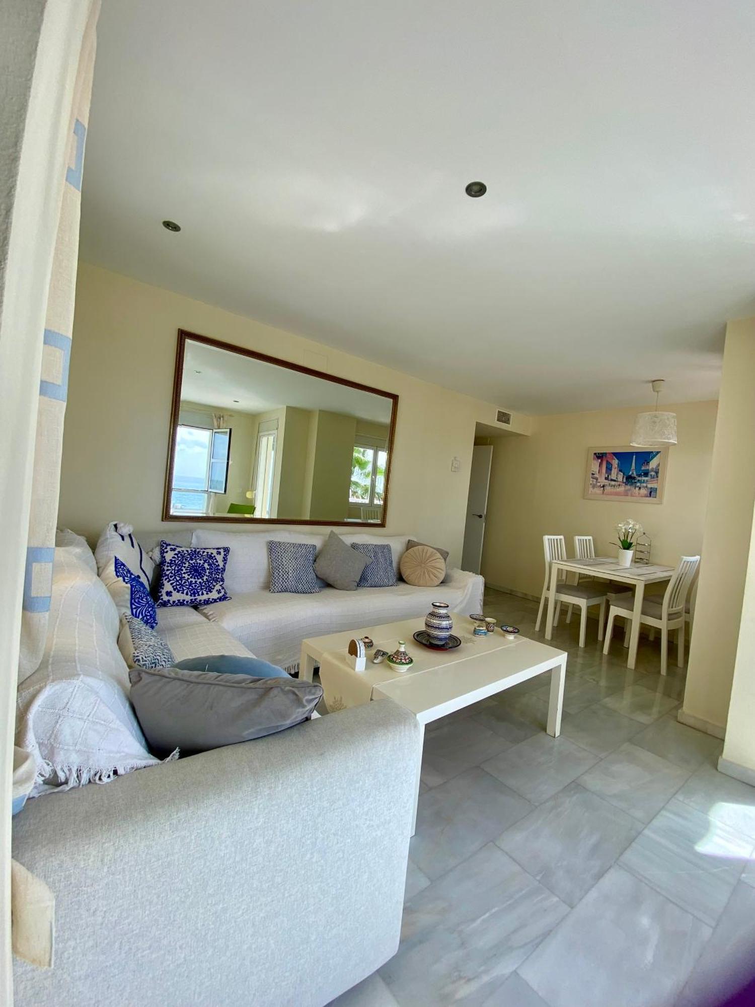 Beautiful Flat With Sea View In The Center * Estepona