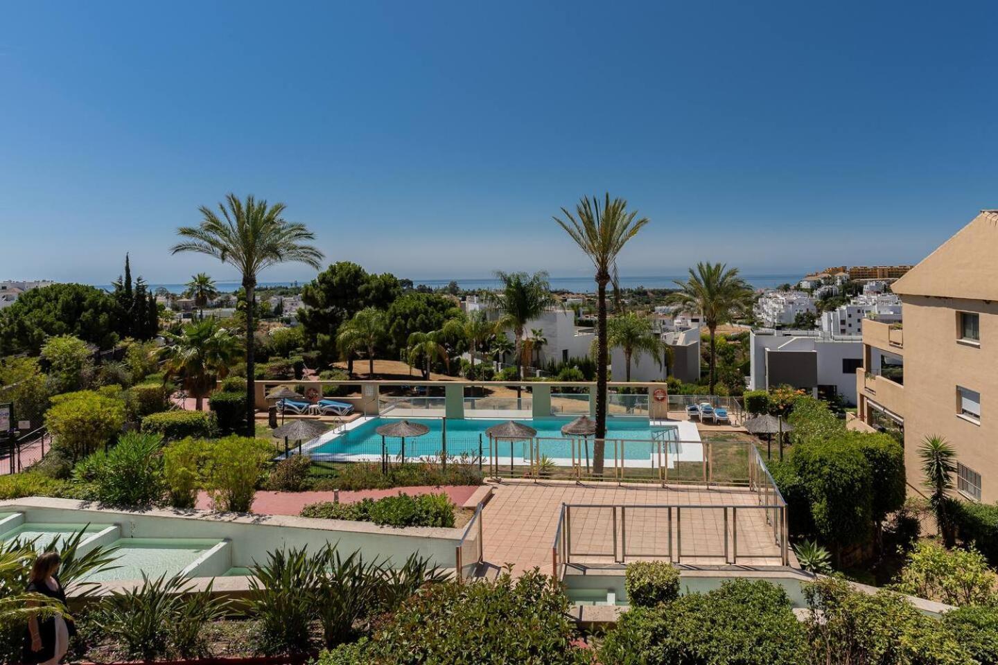Apartment Penthouse Met Geweldig Zeezicht Estepona