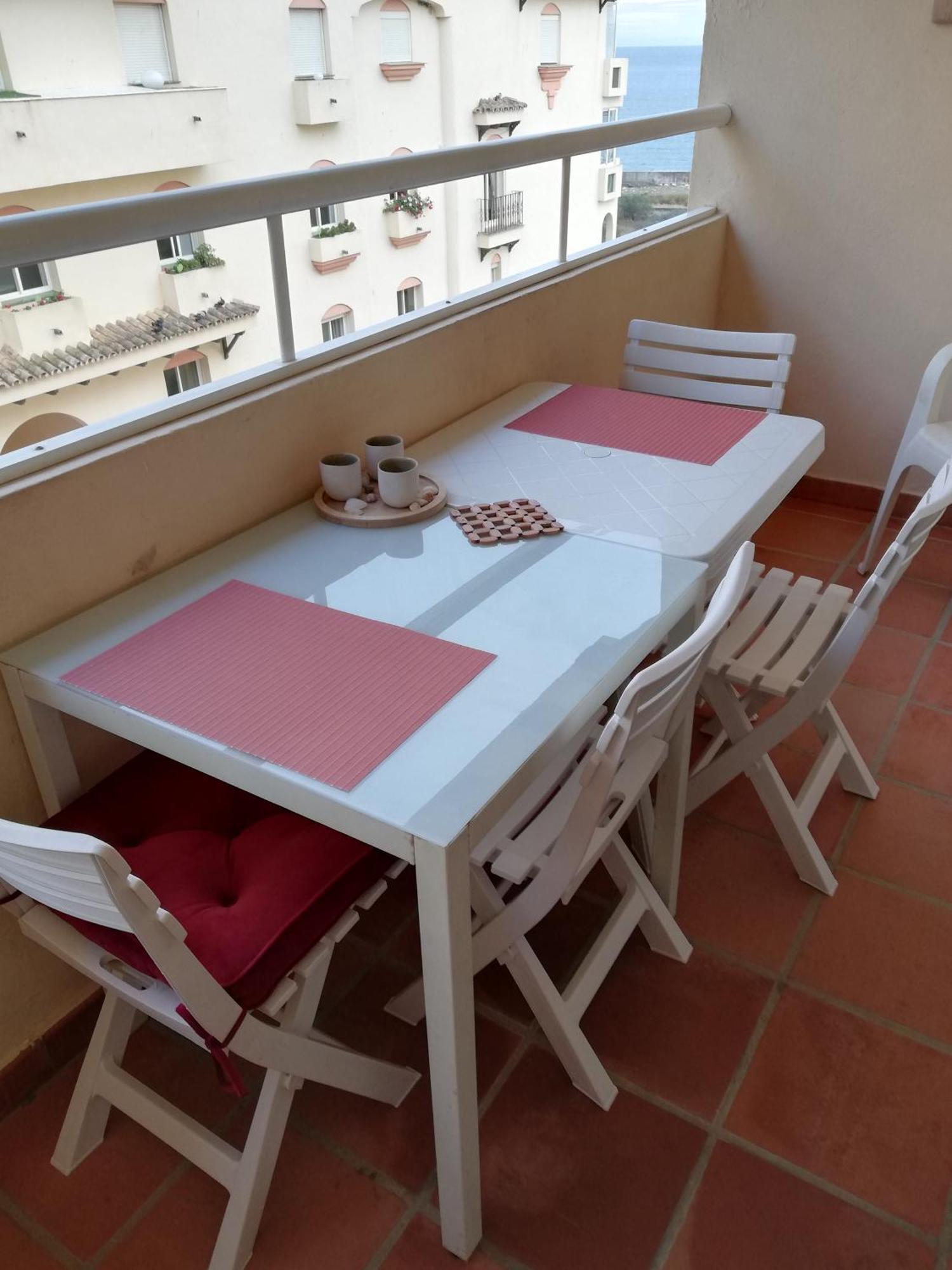 Puerto Marina Bay Apartment *