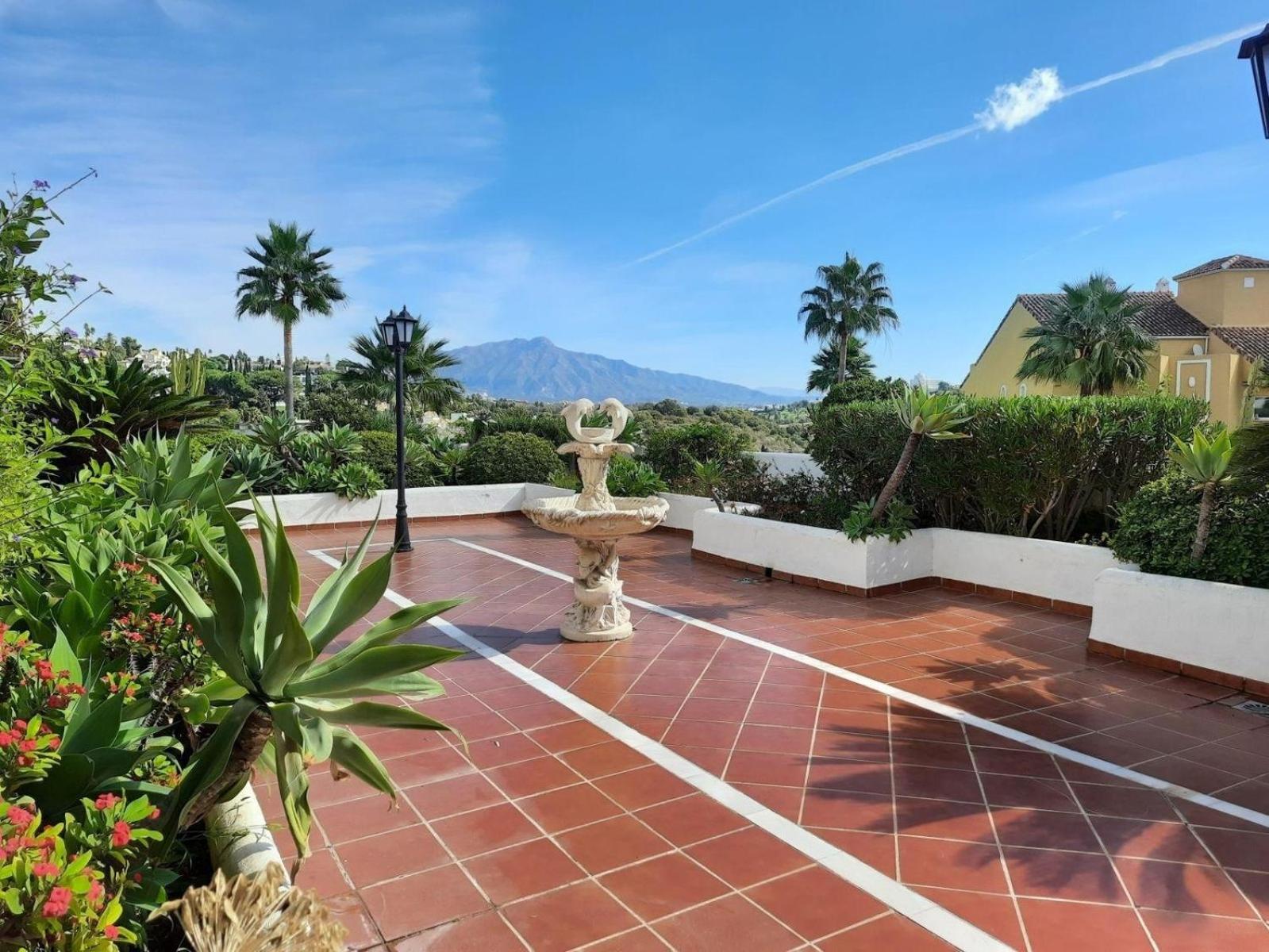 Gemuetliche In Bel Air Estepona
