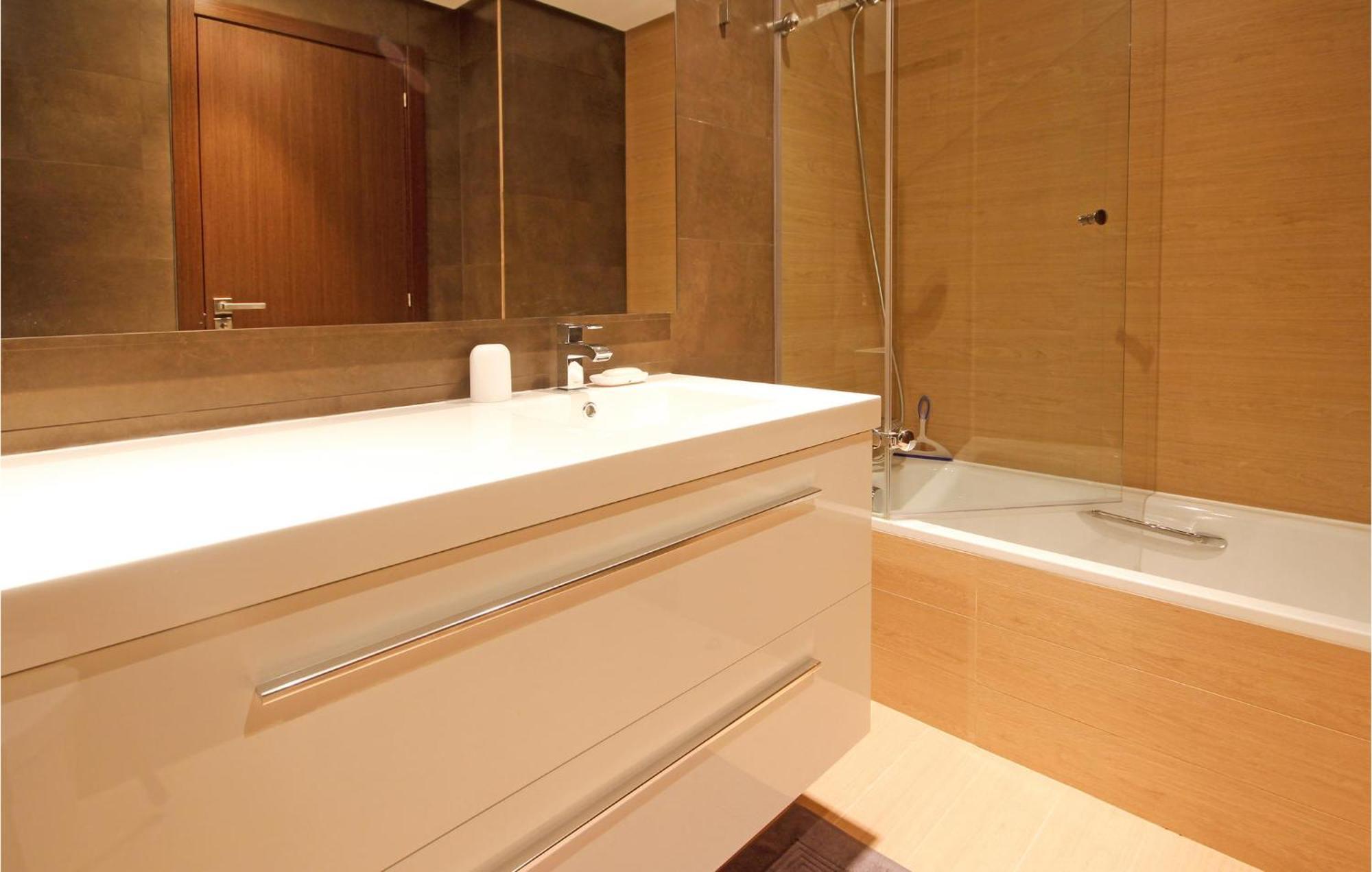 Gorgeous In With Wifi Apartment *