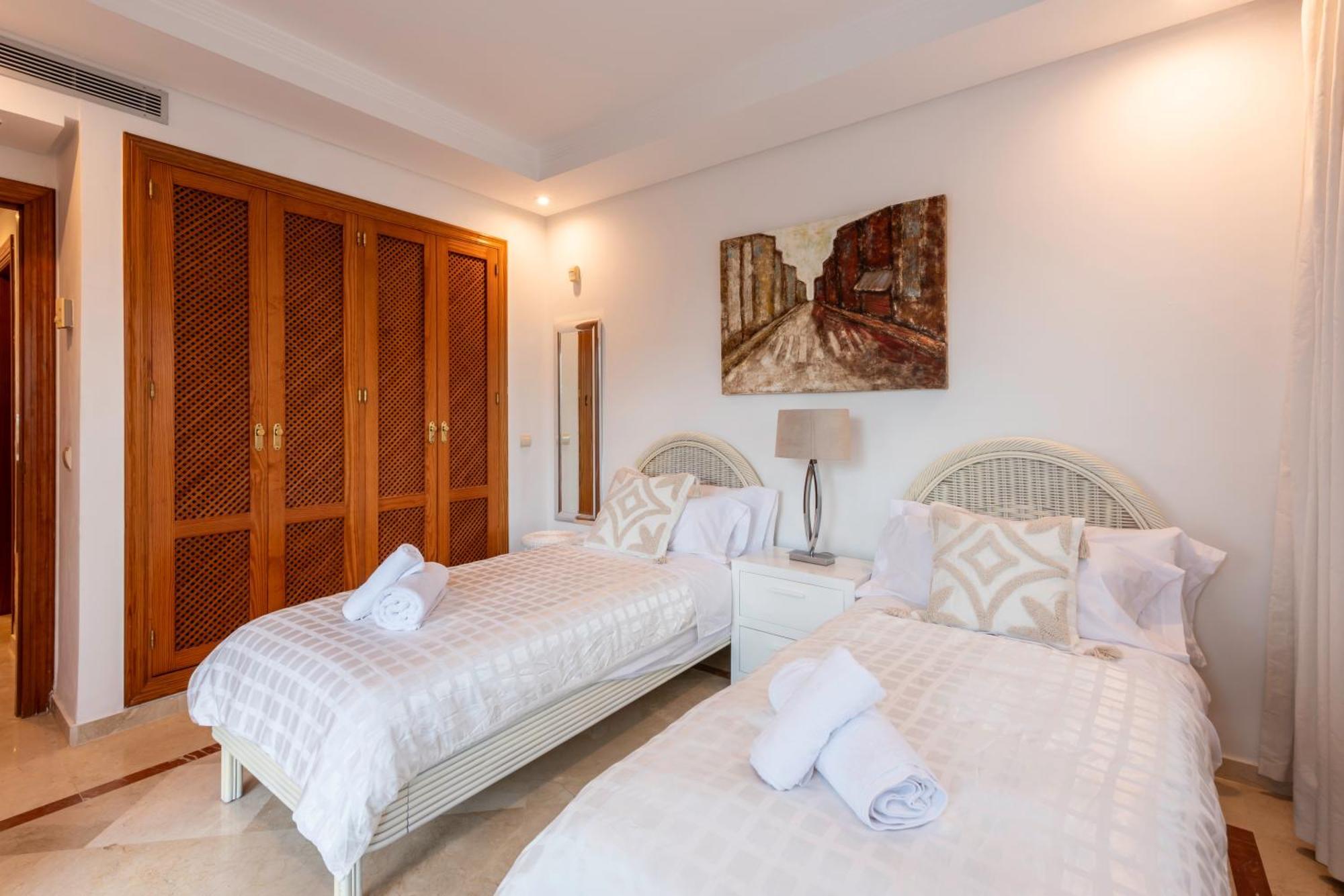 Afrodite - Frontline Appartement