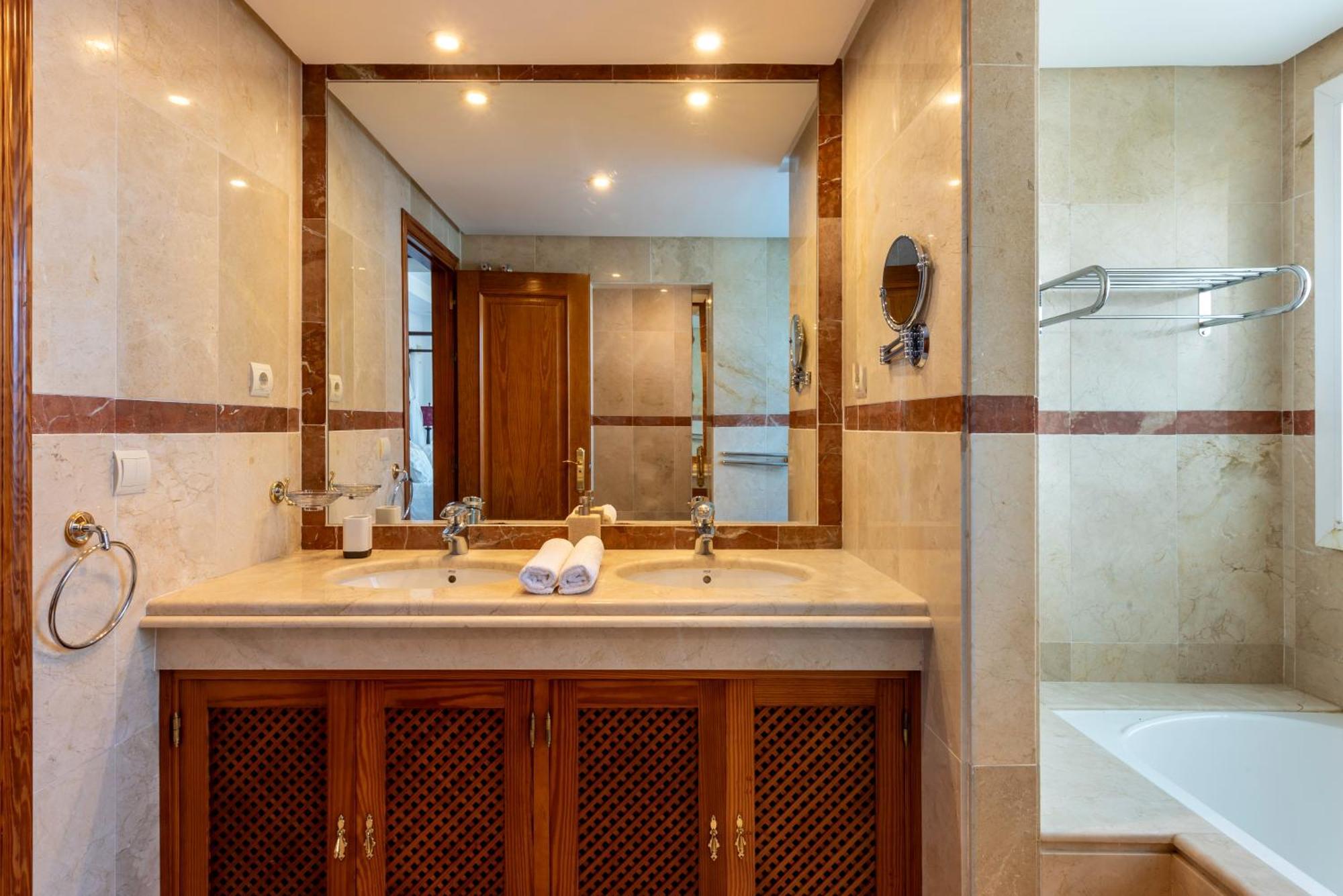 Appartement Afrodite - Frontline