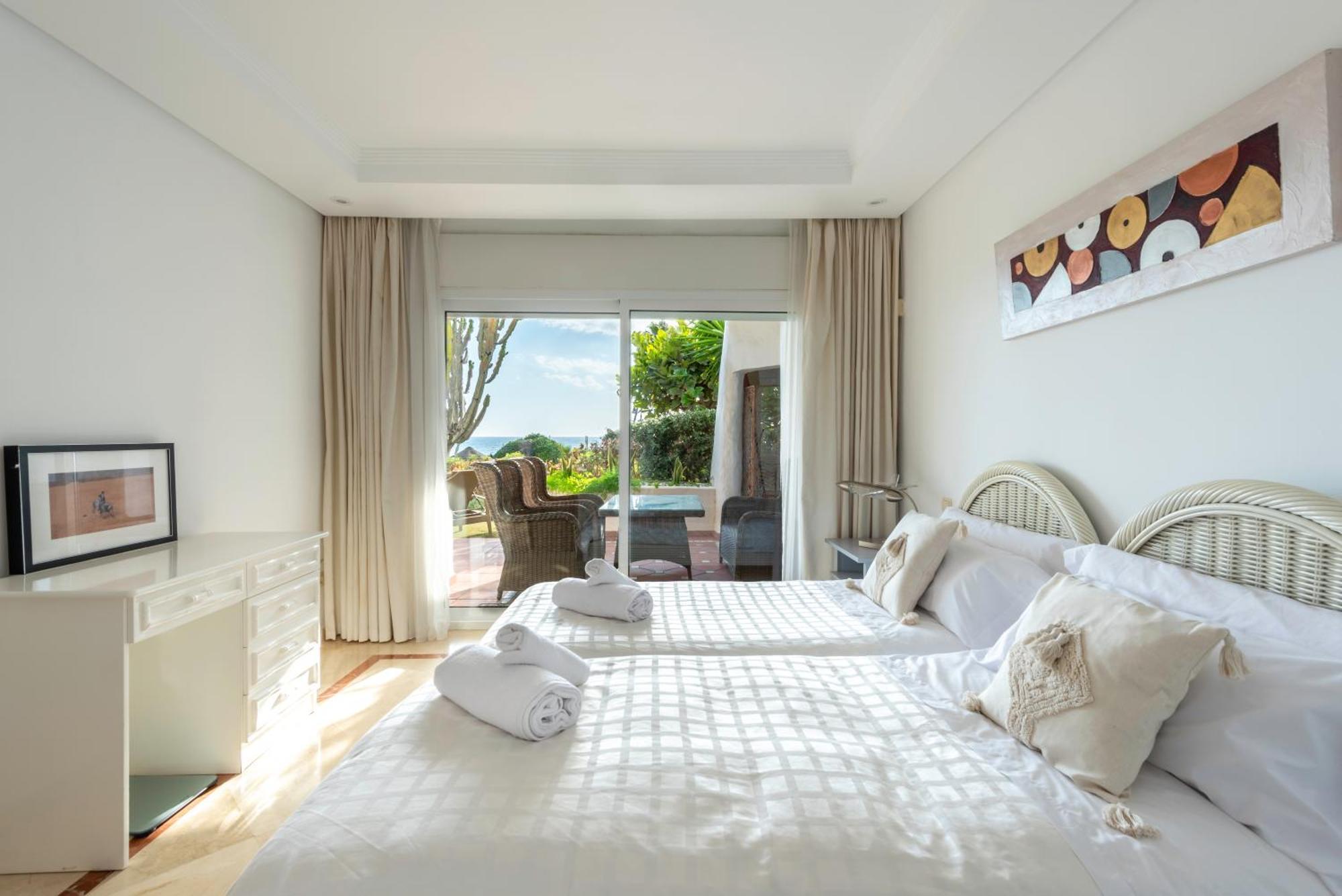 Afrodite - Frontline Appartement *