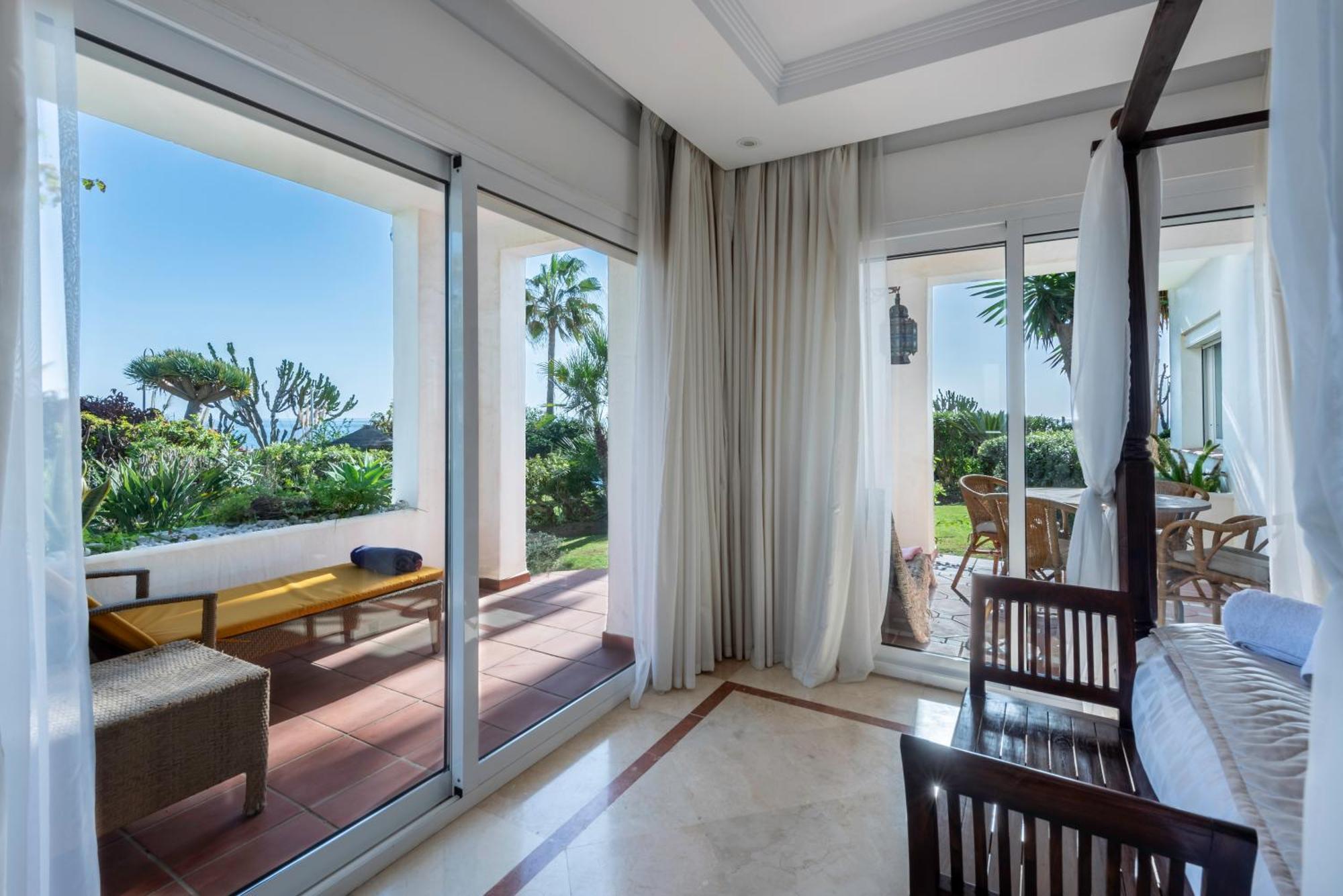 Afrodite - Frontline Appartement *