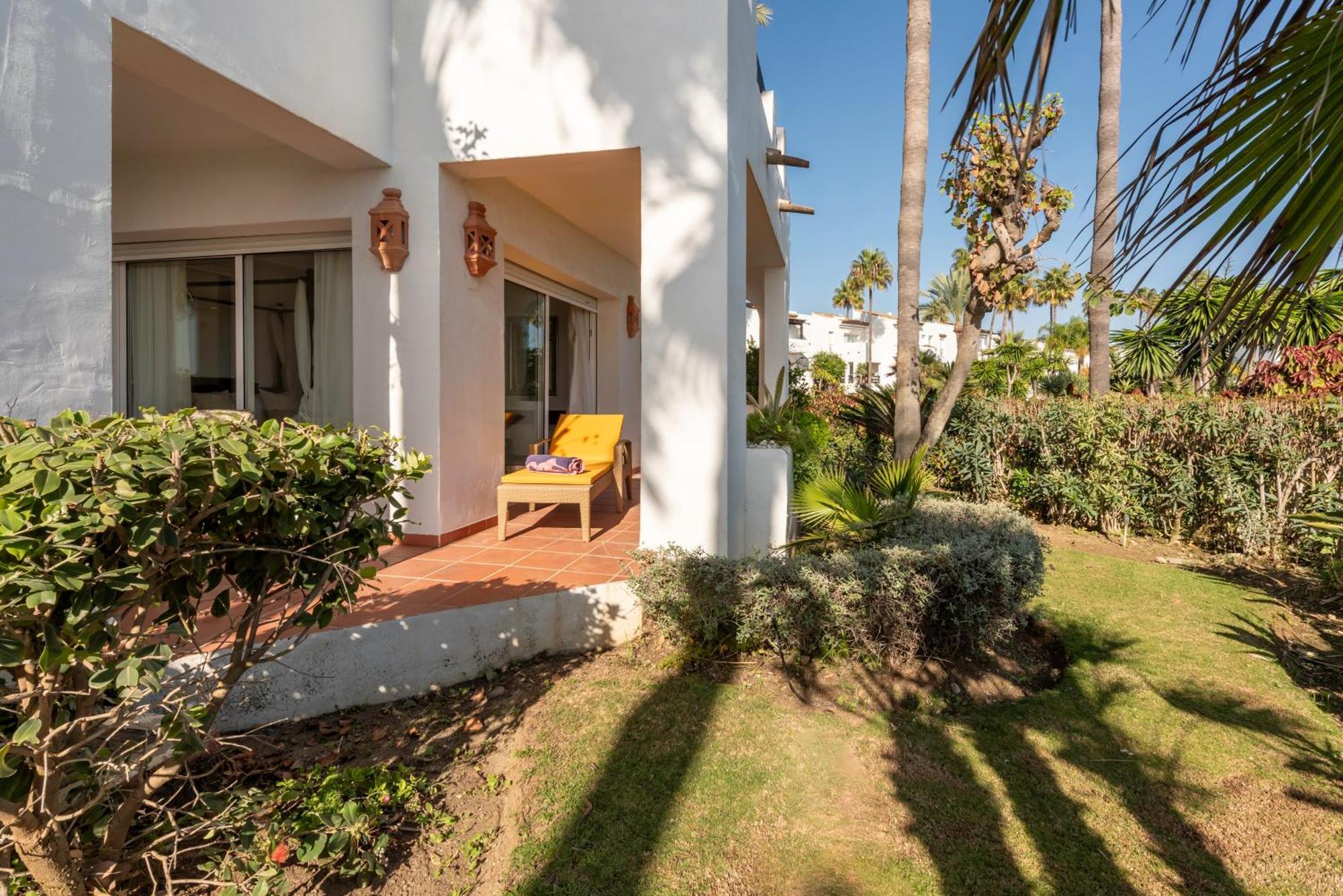 Afrodite - Frontline Appartement *