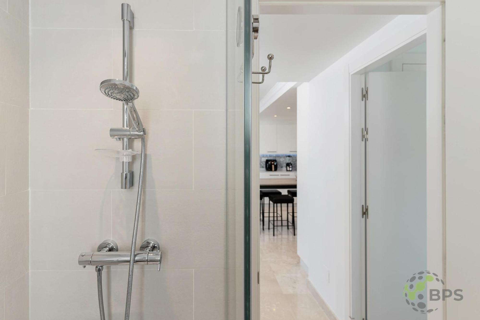Blue Horizon Penthouse Adventure Meets Luxury 454 Apartment