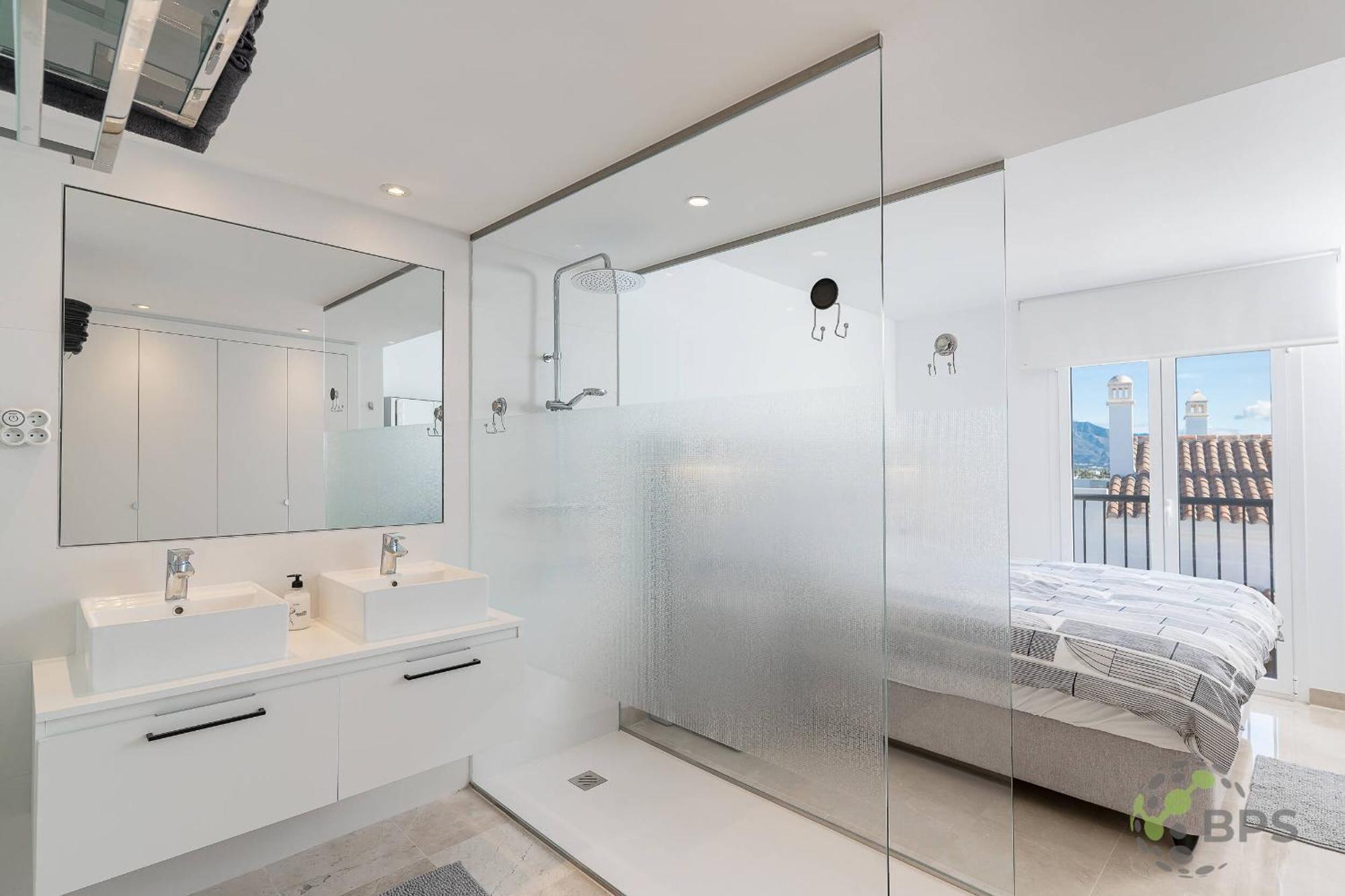 Blue Horizon Penthouse Adventure Meets Luxury 454 * Estepona