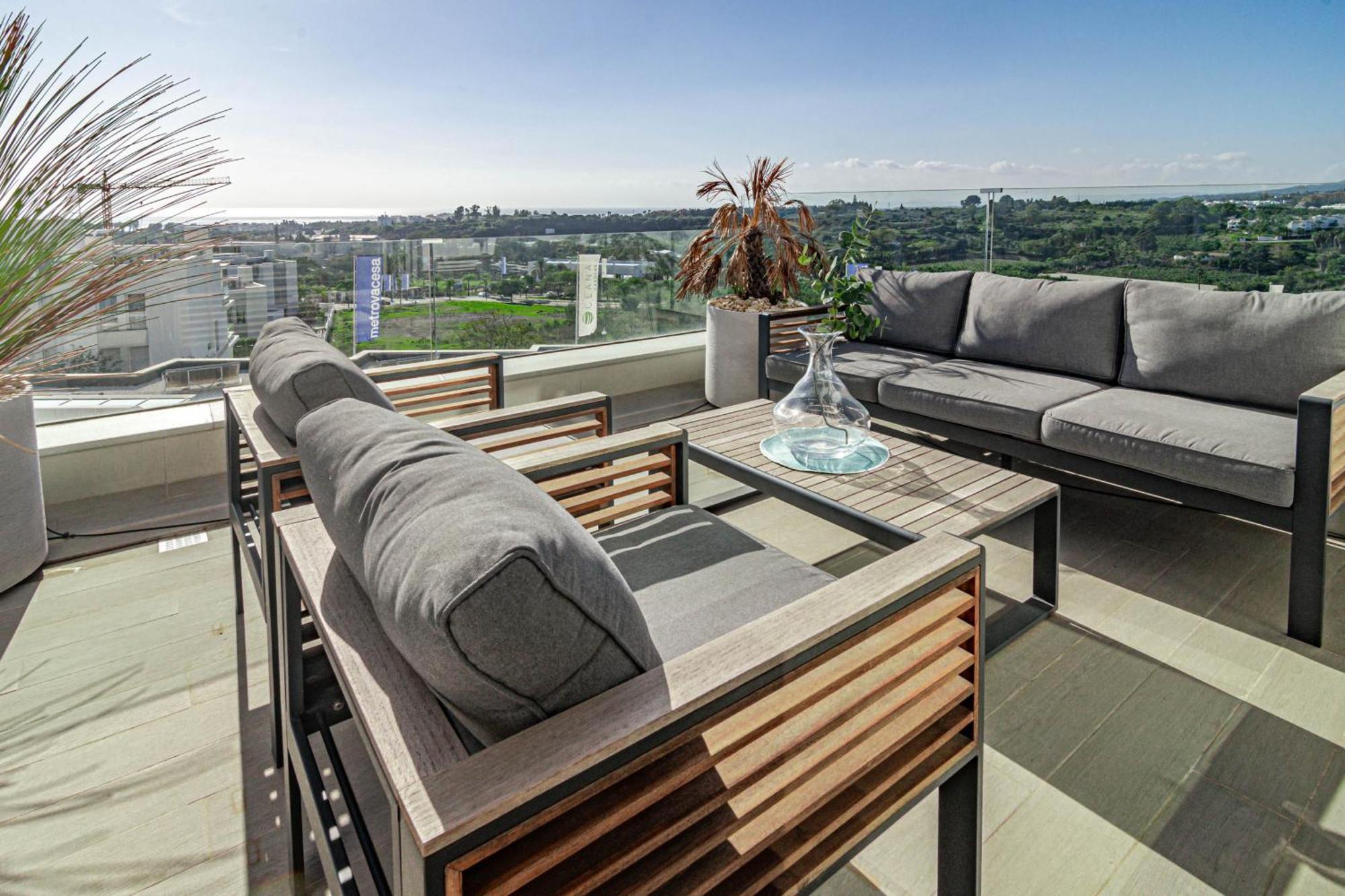 Apartment Lm362b - 2 Bedroom Penthouse With Large Sundeck